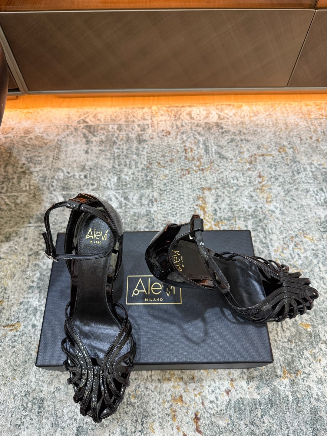 2babcb1887c9242d62e4370f083199ca.jpg