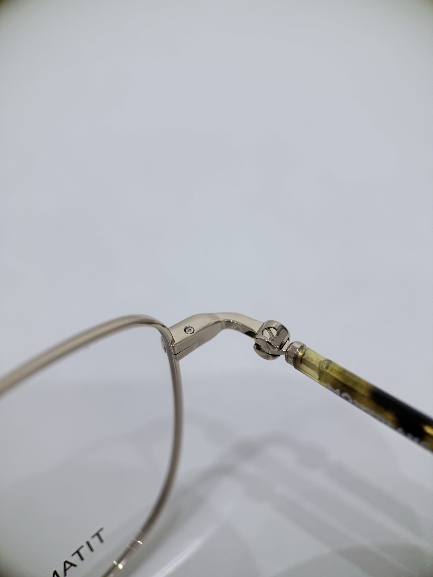 502eb1c3d915fa5d6abf36b05ad41250.jpg