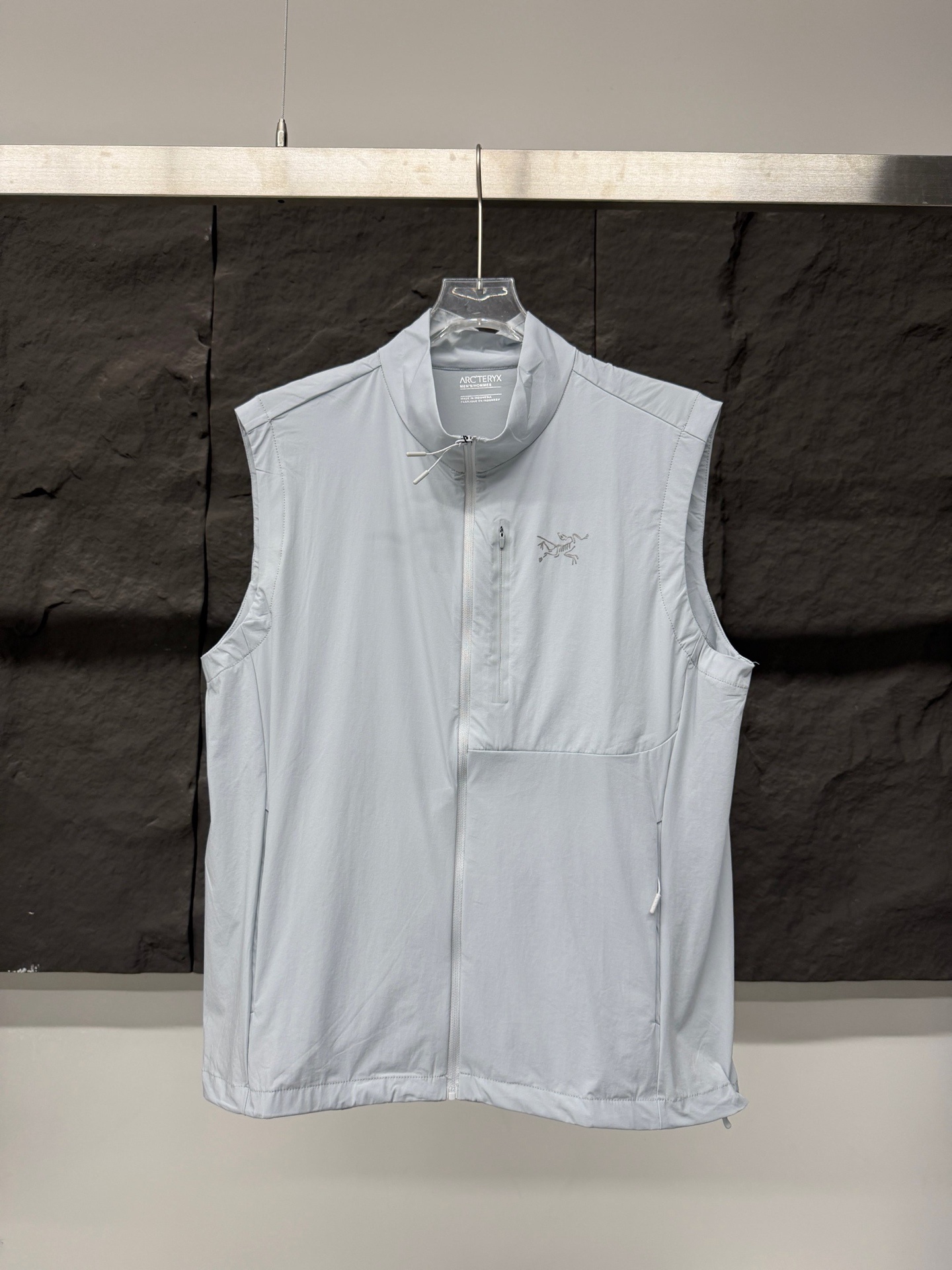 6d1eb0651db58a320b3b9c848a849373.jpg