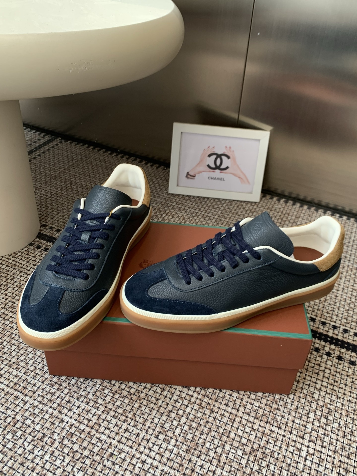 c8de0ab61b921ae19a78afce9a17b557.jpg