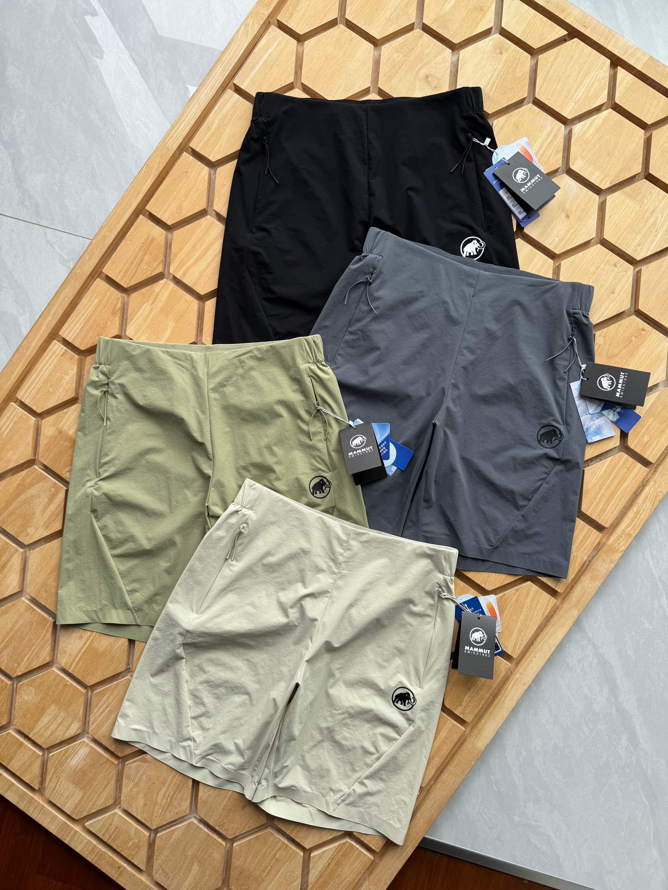 ca3cf2a74fc1641edc9b92aabfe389e0.jpg