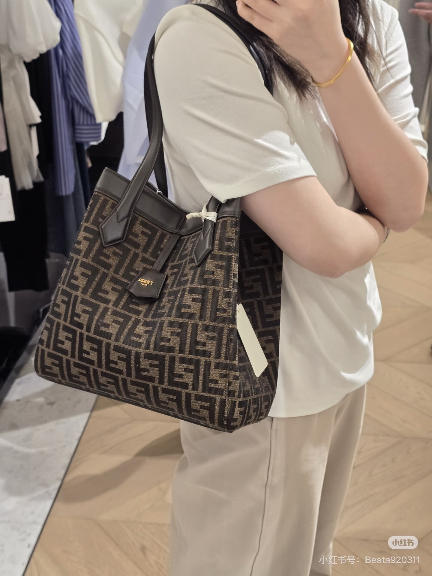 dd228926a88ac830c0c7996dcfbe1400.jpg