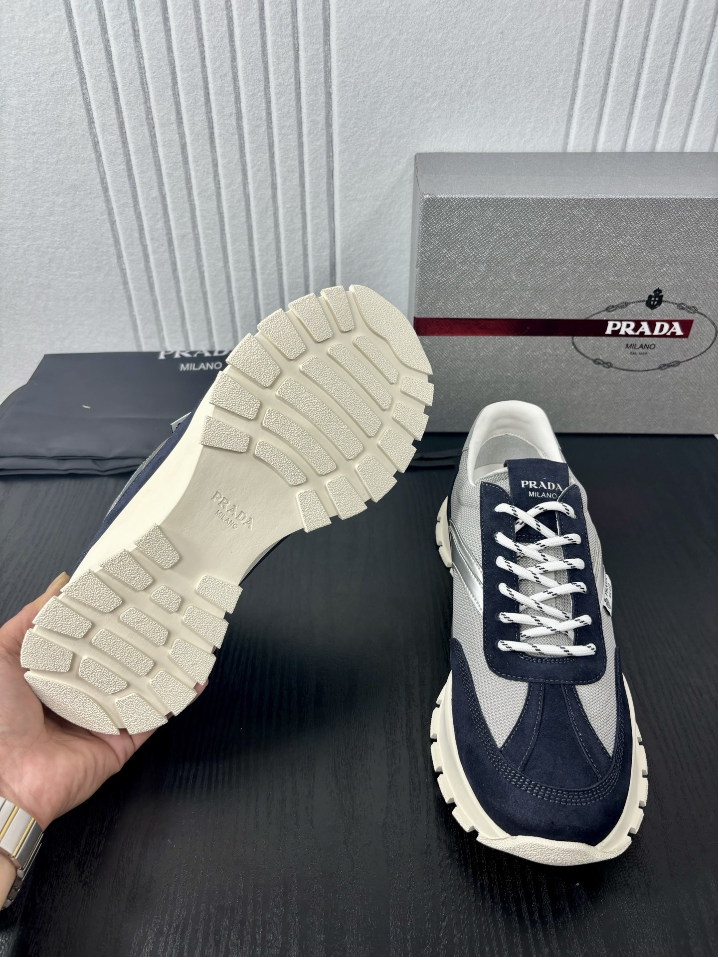 49b5ed56bb9922c270777b000fffeb3c.jpg