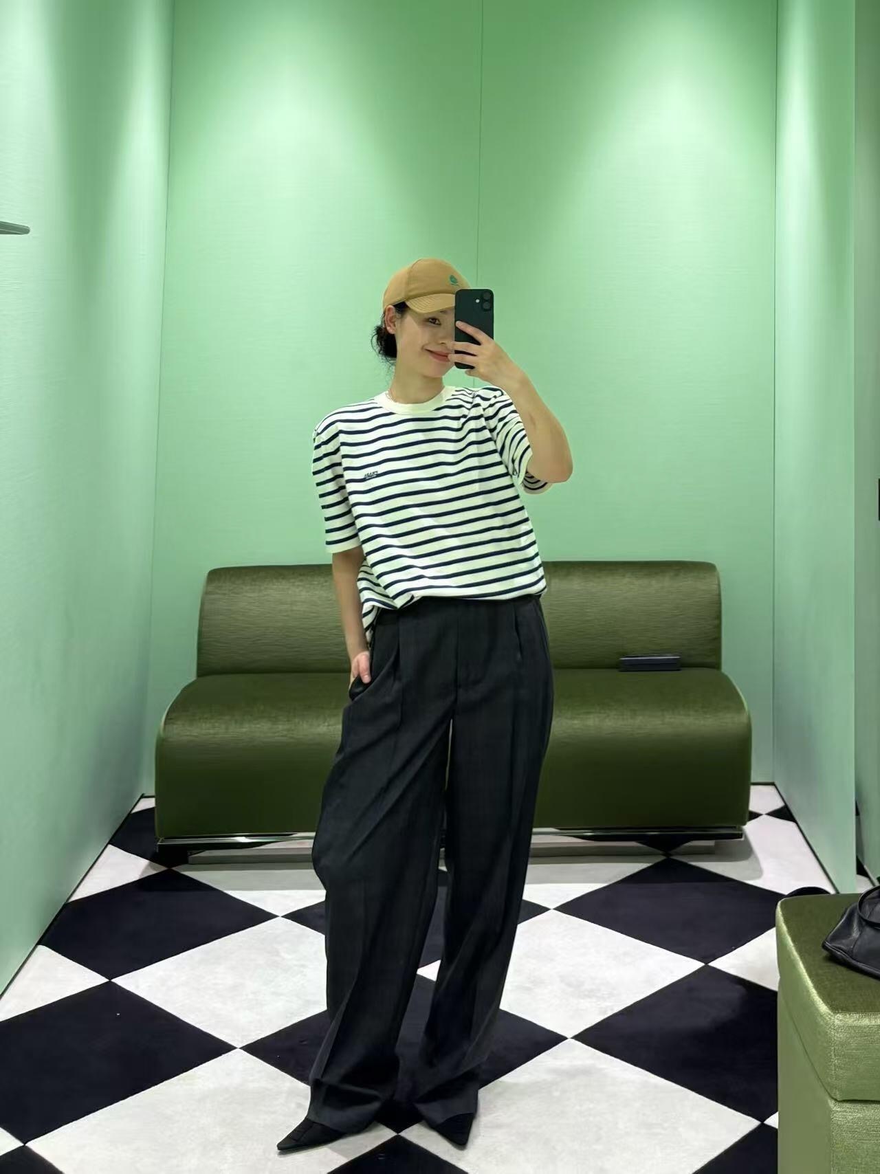 6e079ff8e7cd6d2e91404bd58d1a49b9.jpg