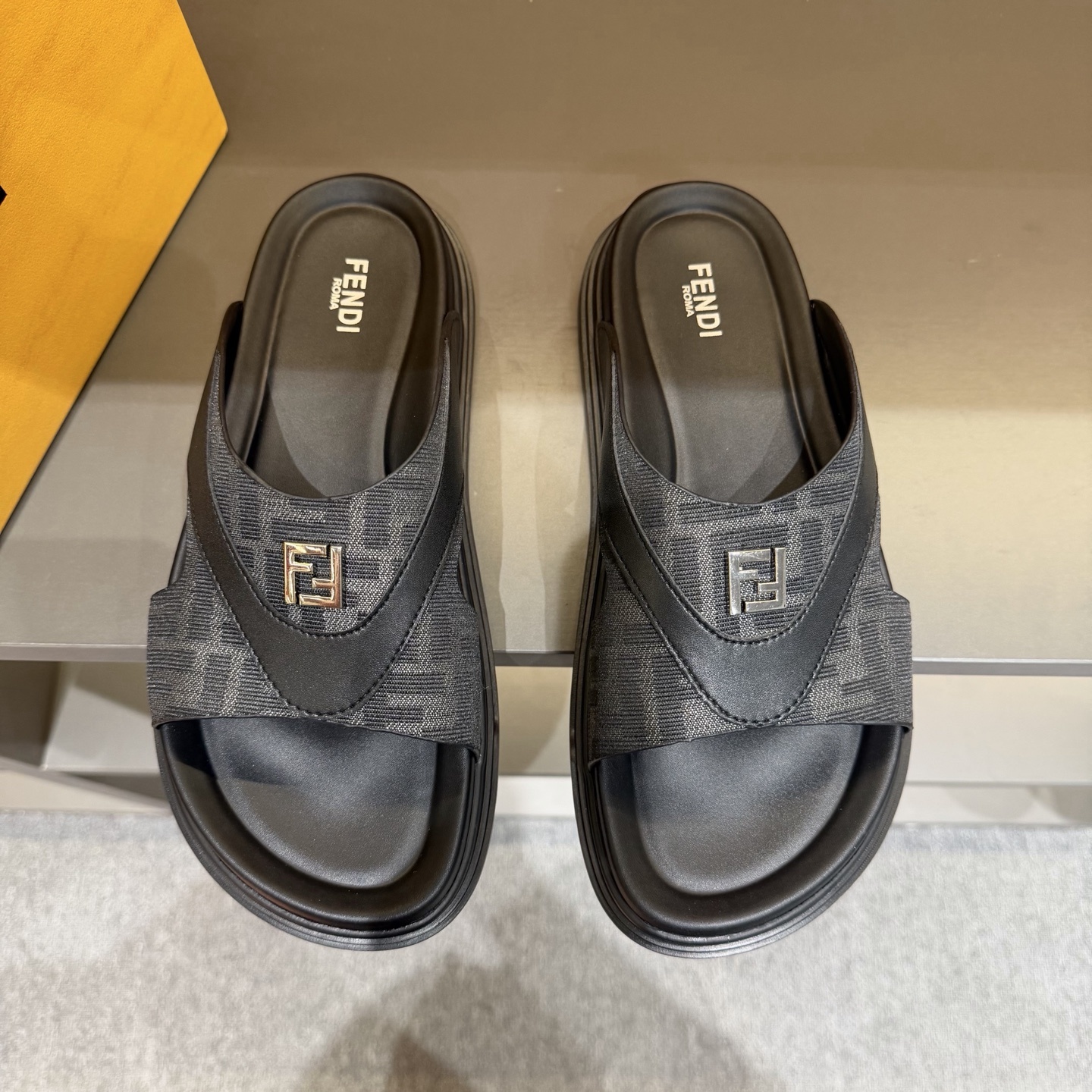 eccff5c2d9fdba0d15fec7bde2cd5656.jpg