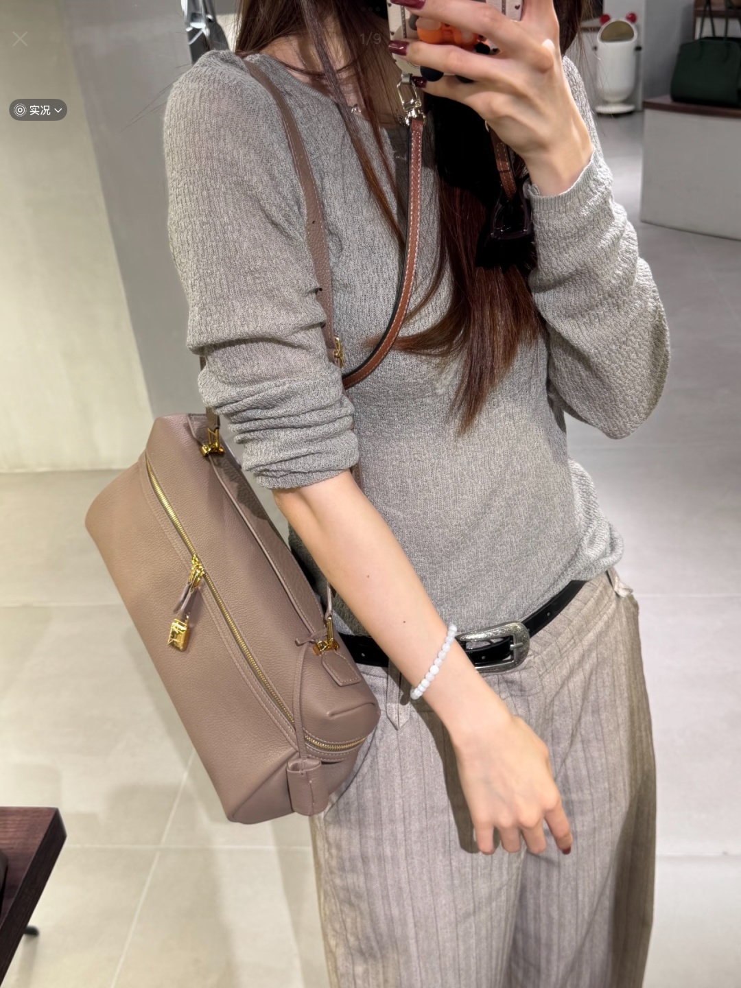f4be02a97ac6f76543da3322f1fdab74.jpg