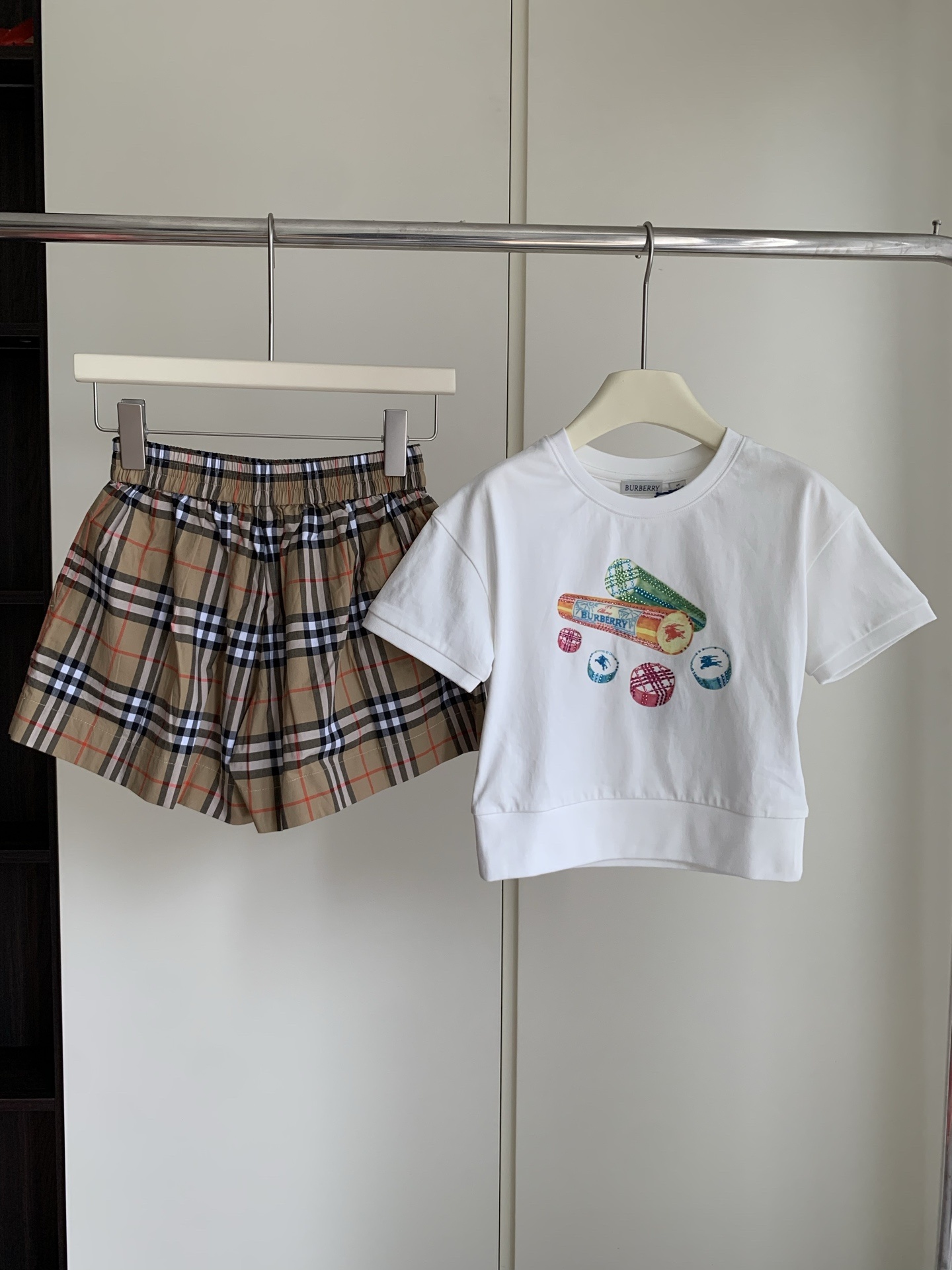 77c22bcf6734d7381fd68b539083dbc6.jpg