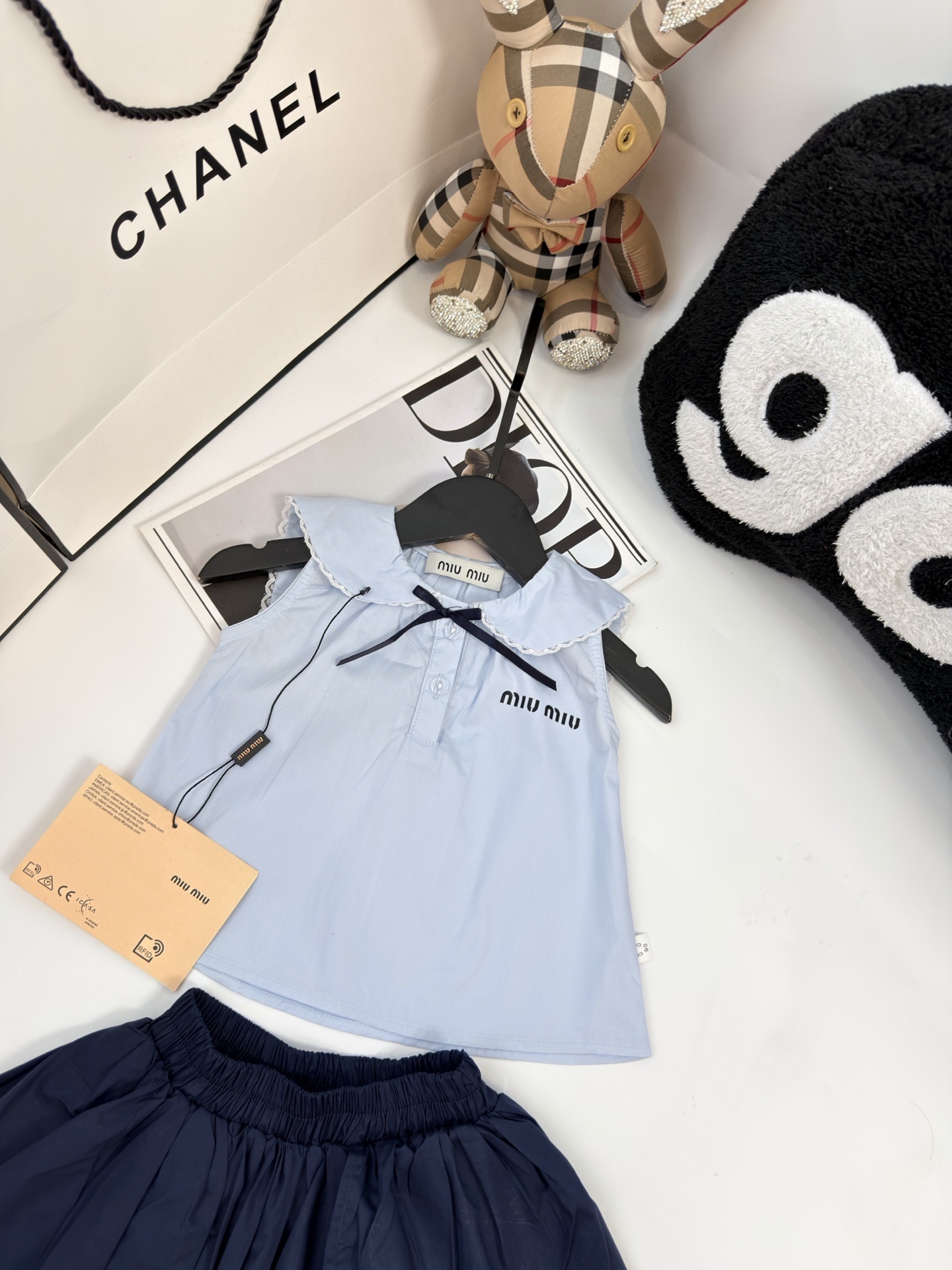 b8a6bc679ada2be7c56df7e646acb334.jpg