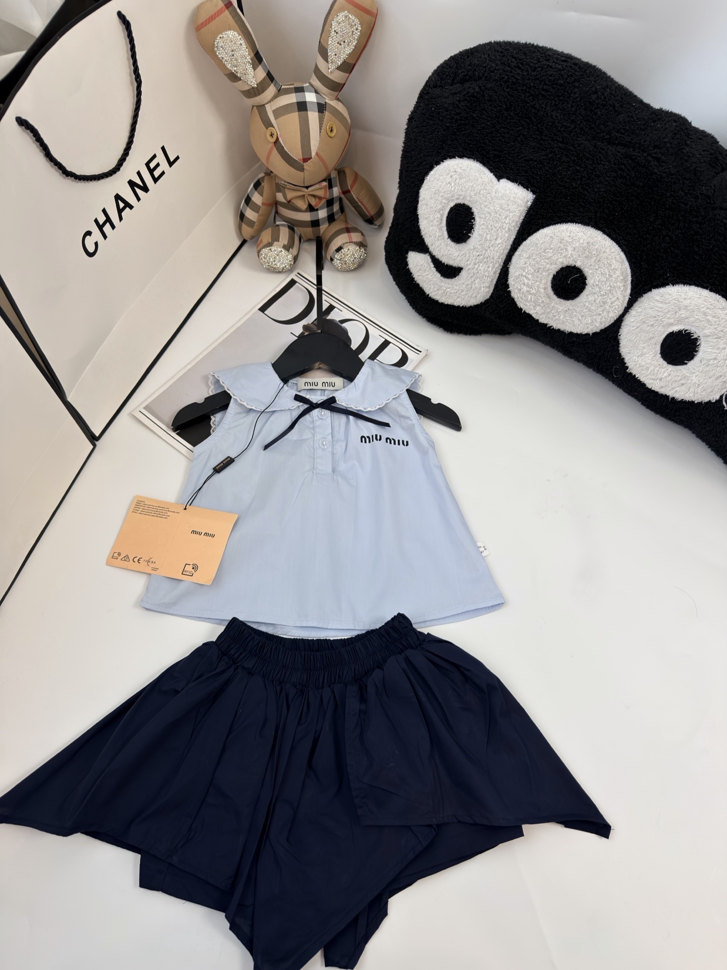 fe4bf24418ca231b1ab20678980301a5.jpg