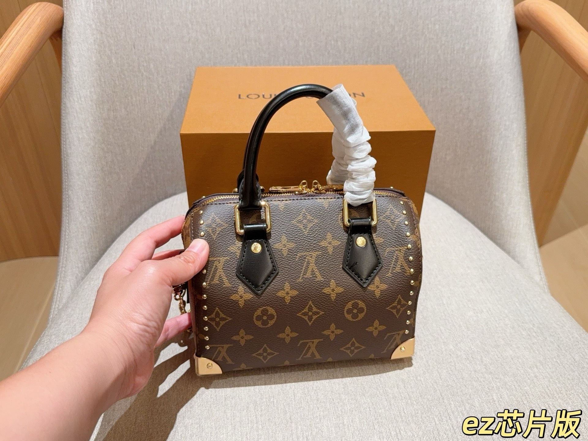 7500cc415bd82693fab7130f106fd030.jpg
