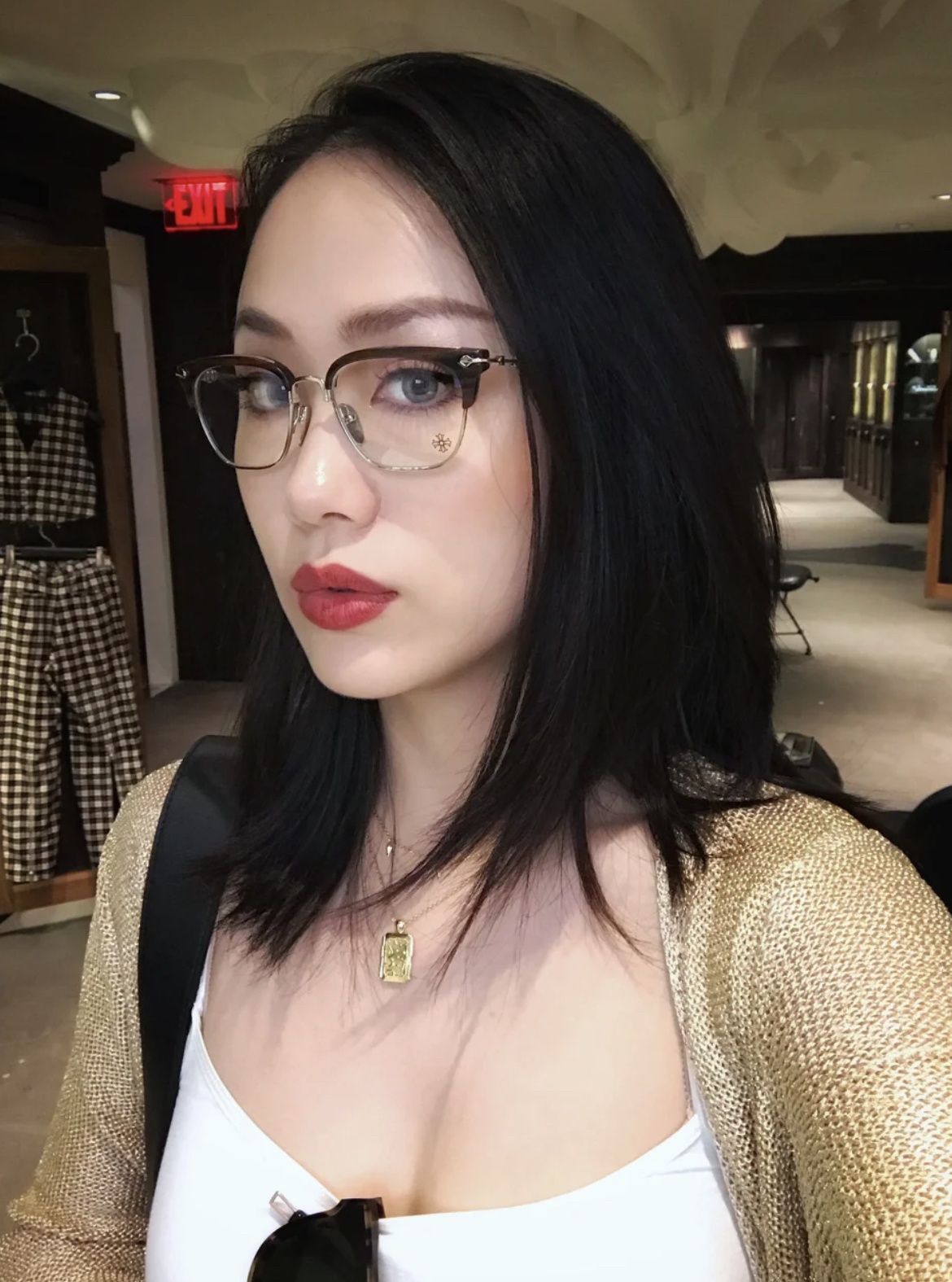 abb5318236a6ef7aecacf77abd2ae83a.jpg