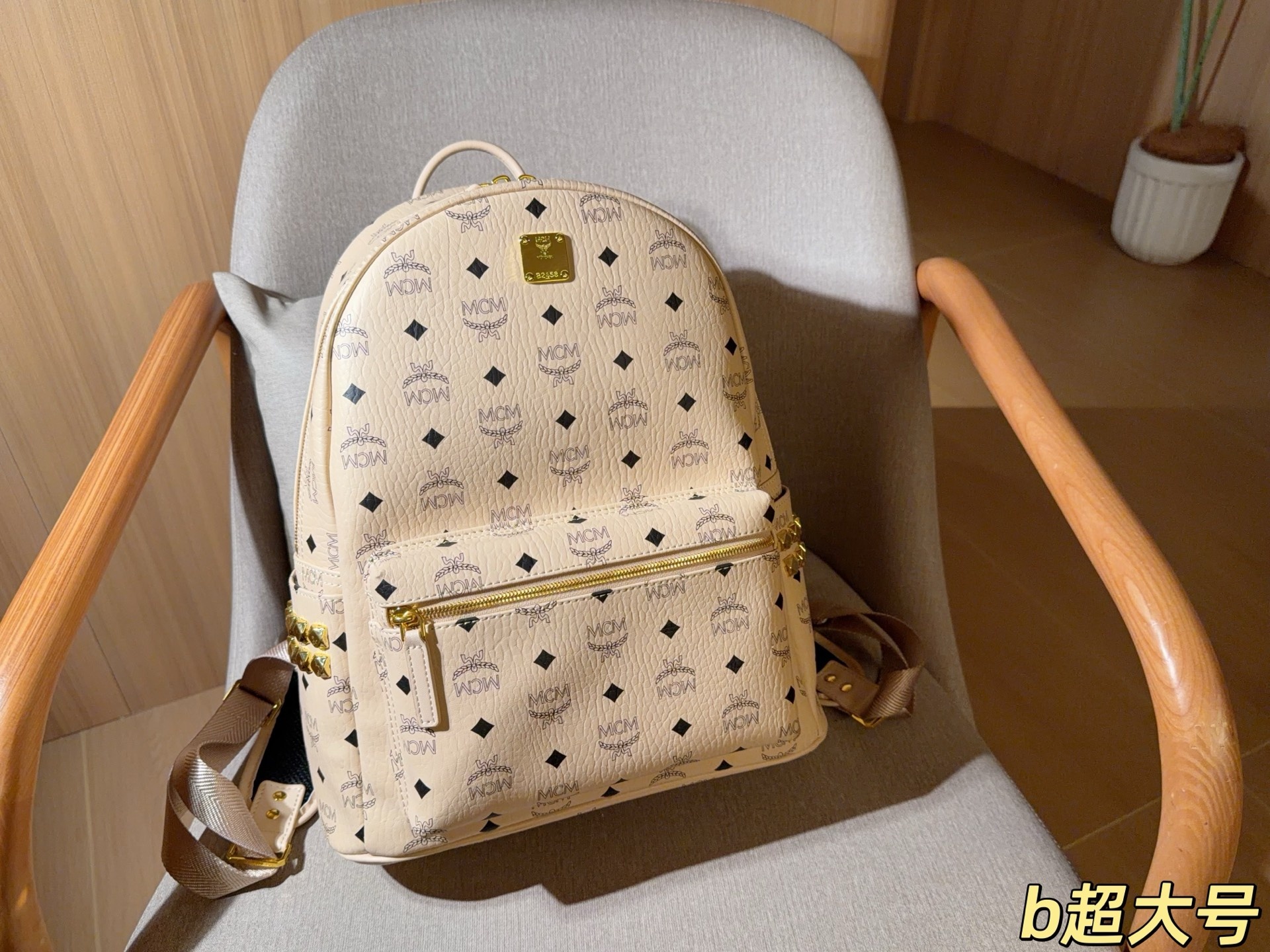 d35430e6d7c2cbd255f8e1d57d435980.jpg