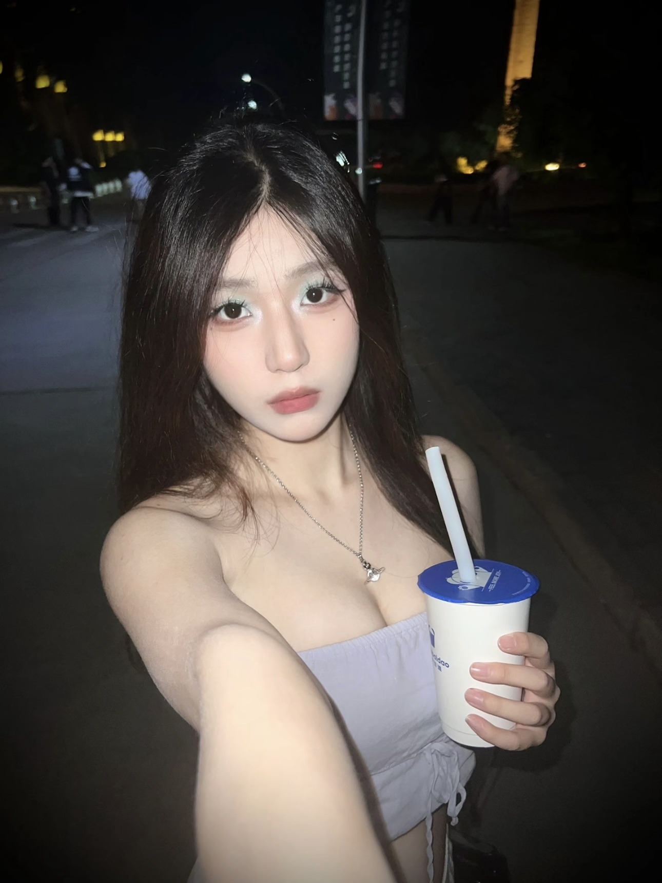 0d387e392d79fef7d16d8a176dc4f50d.jpg
