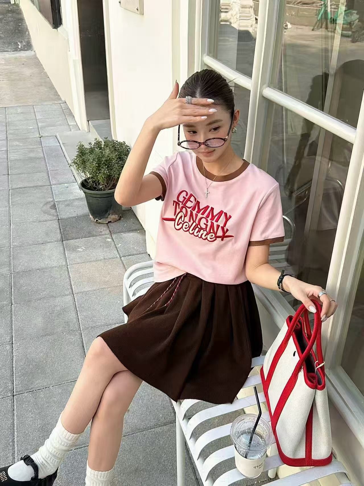 70ea569b3492fdc7cbfbb33507b82375.jpg