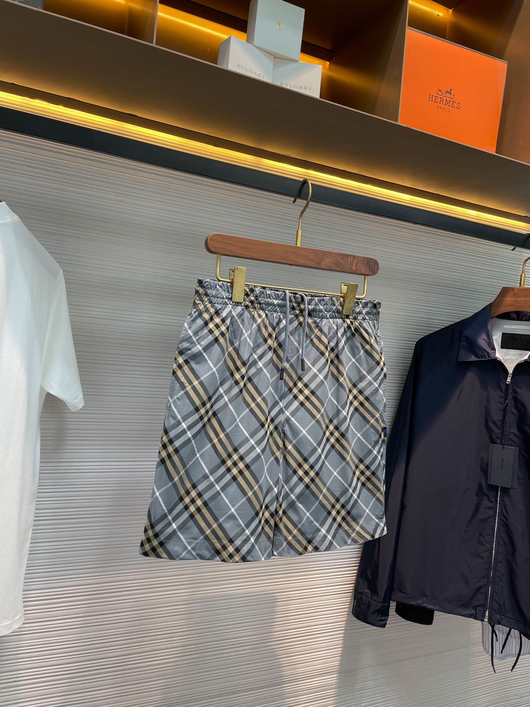 9c8577ef3b5472e4b1d6cdaa39c23bd8.jpg