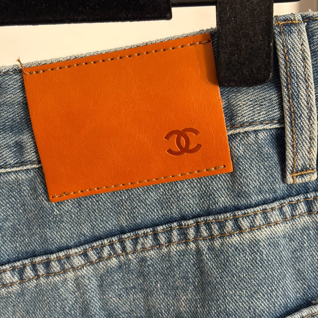 a30cf7e883e9e9f6e12aef414ade099e.jpg