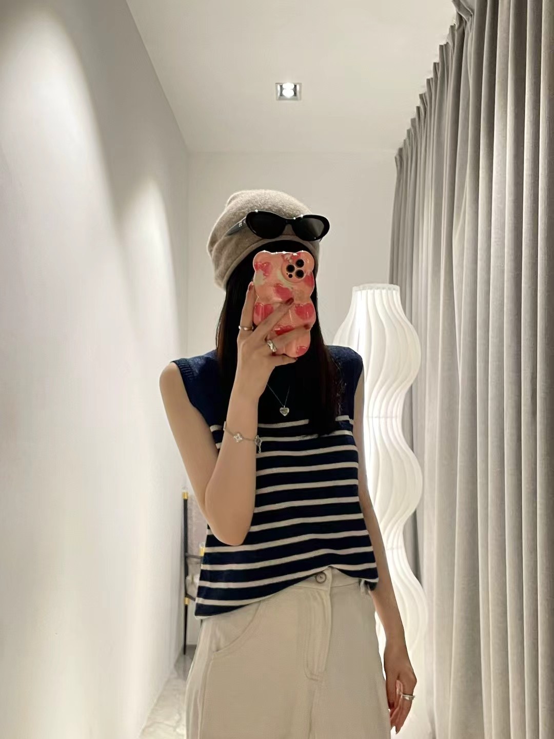 b9174531f61b3d6edd747aa6f47a4091.jpg