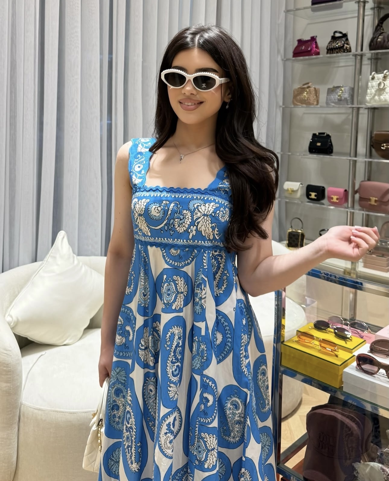 ca15482f801062e62210d82d701b3f49.jpg