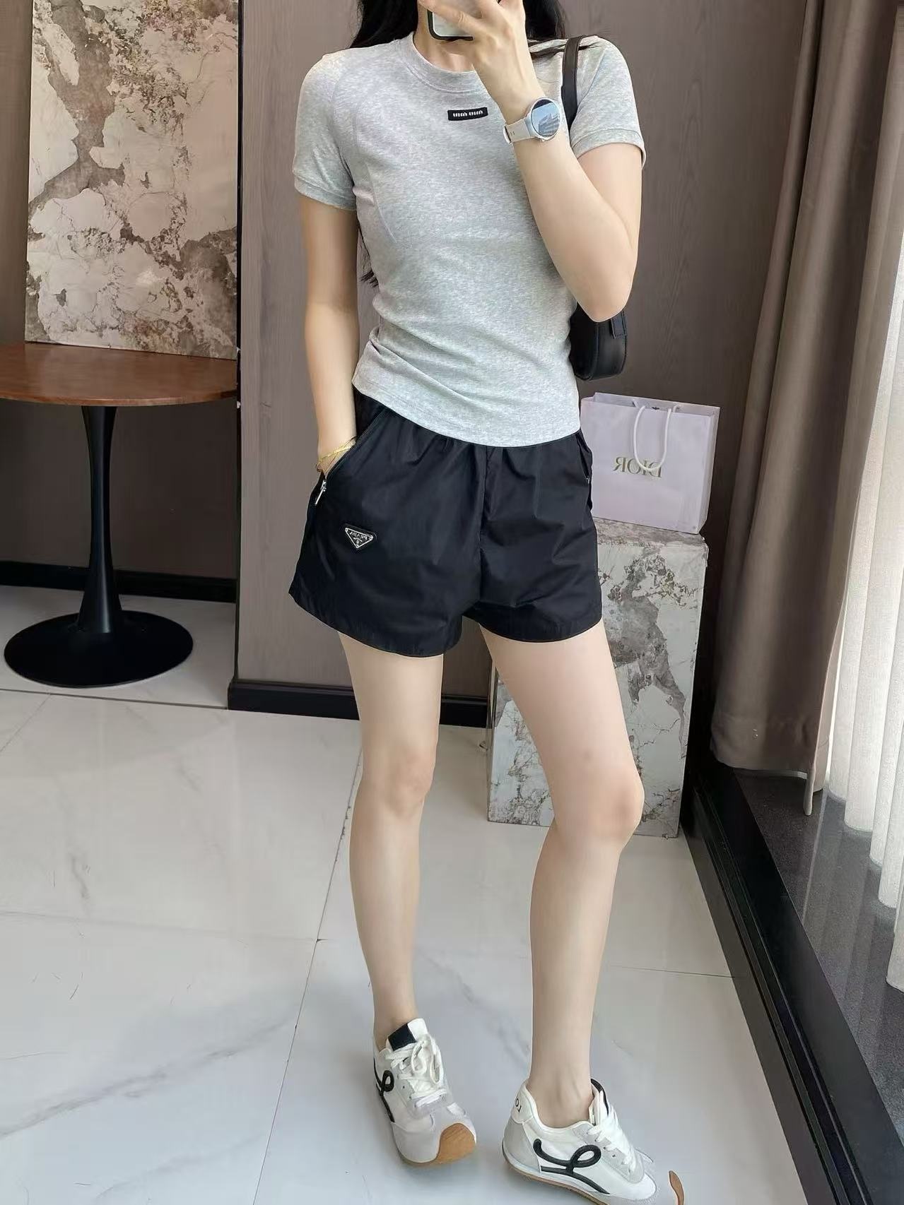 ebfb54b9a8257d39c3b715c33403f981.jpg