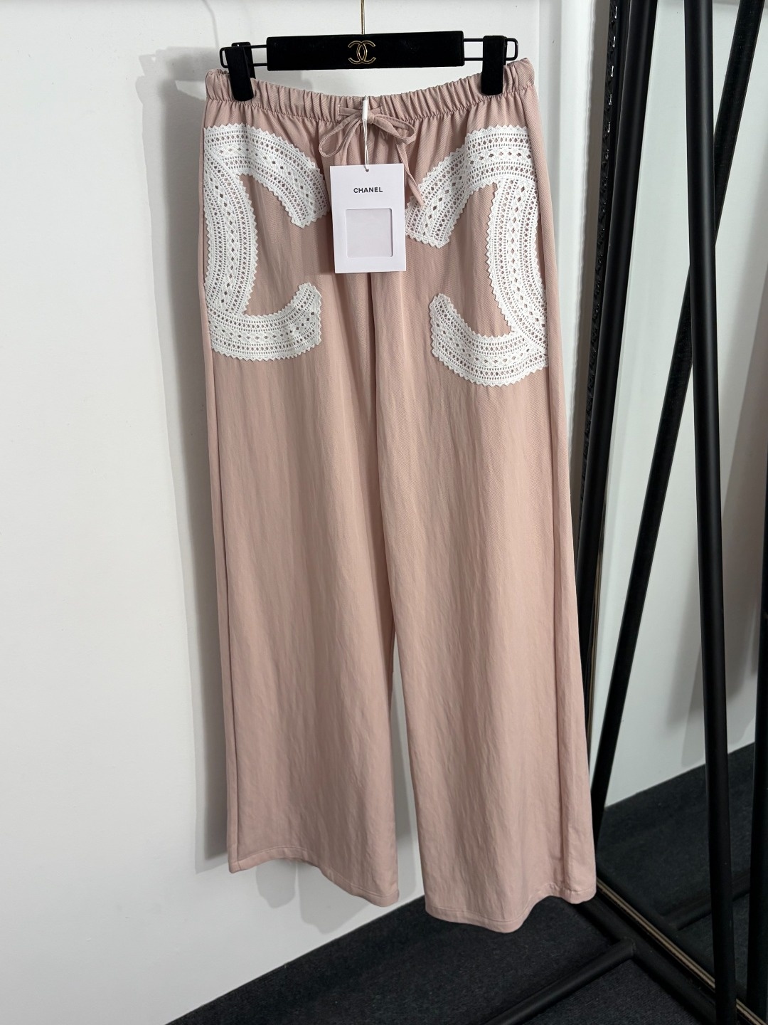 fe9ebc937498f5fd9efe60e9b7c26a03.jpg
