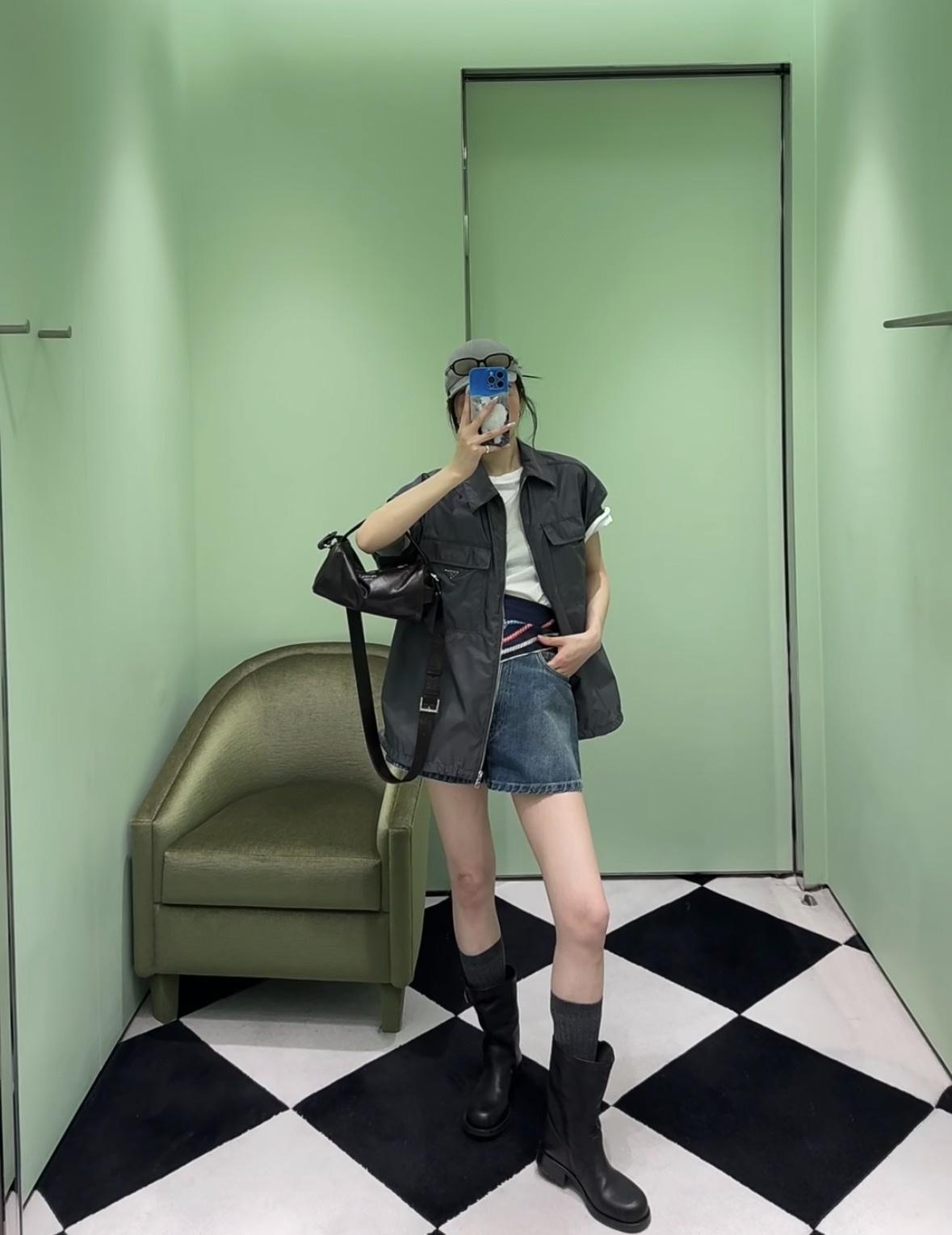 112fb222401c5ae9a4629b1582d7006b.jpg