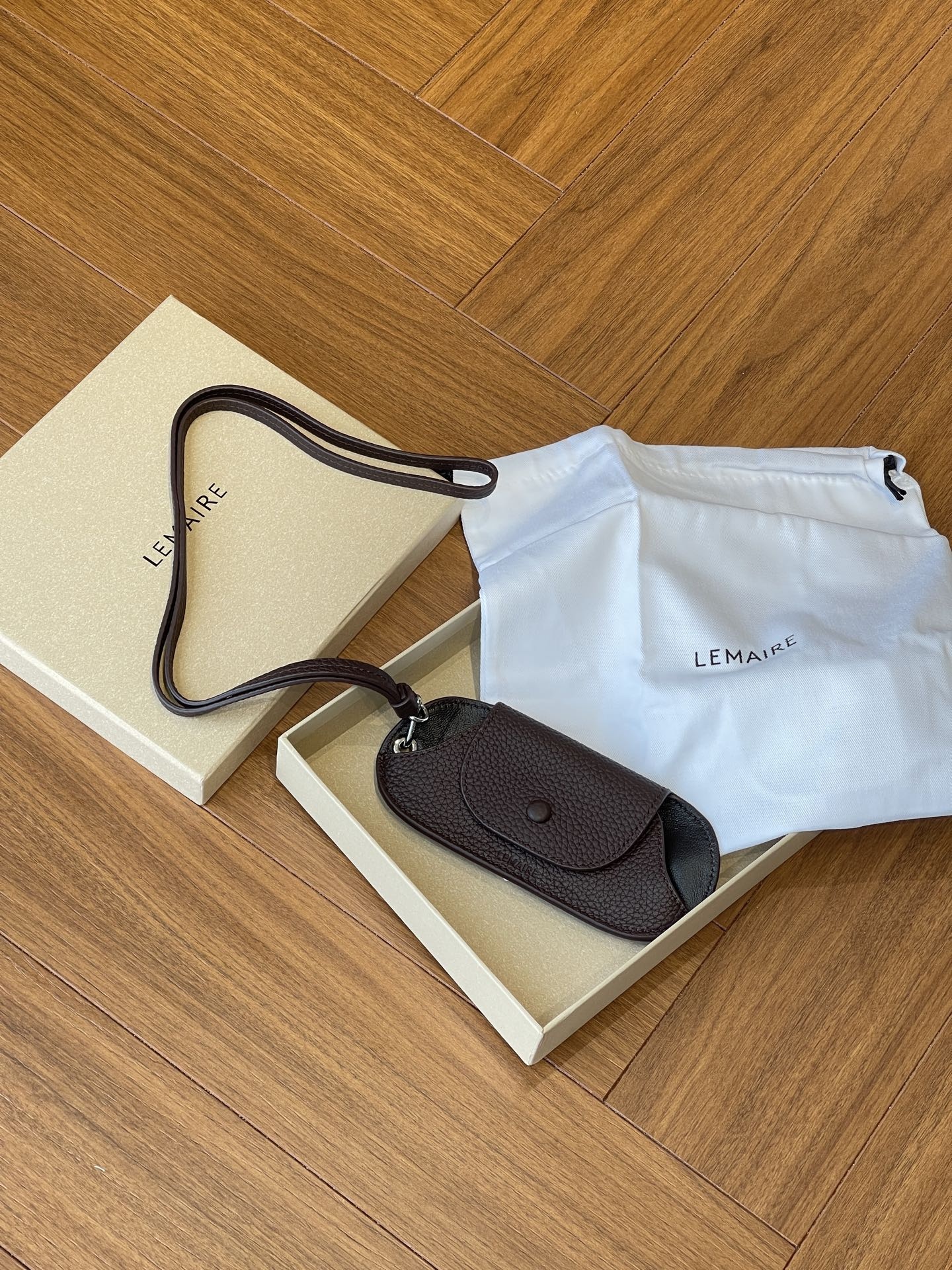 34208a866580aed8030696a53fc0de63.jpg