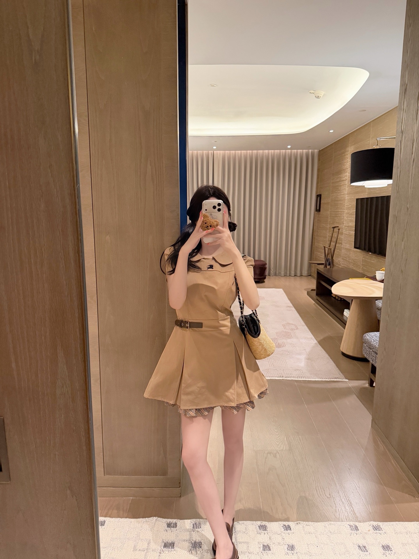 98435ce0605ca6a16a4a78aeb84fbe30.jpg