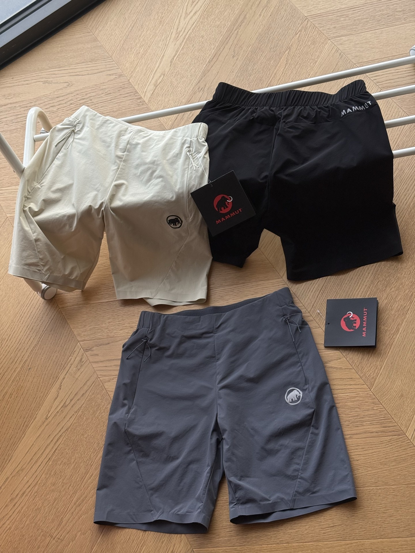 b4570553813cc541cfcc5032bf4000a1.jpg