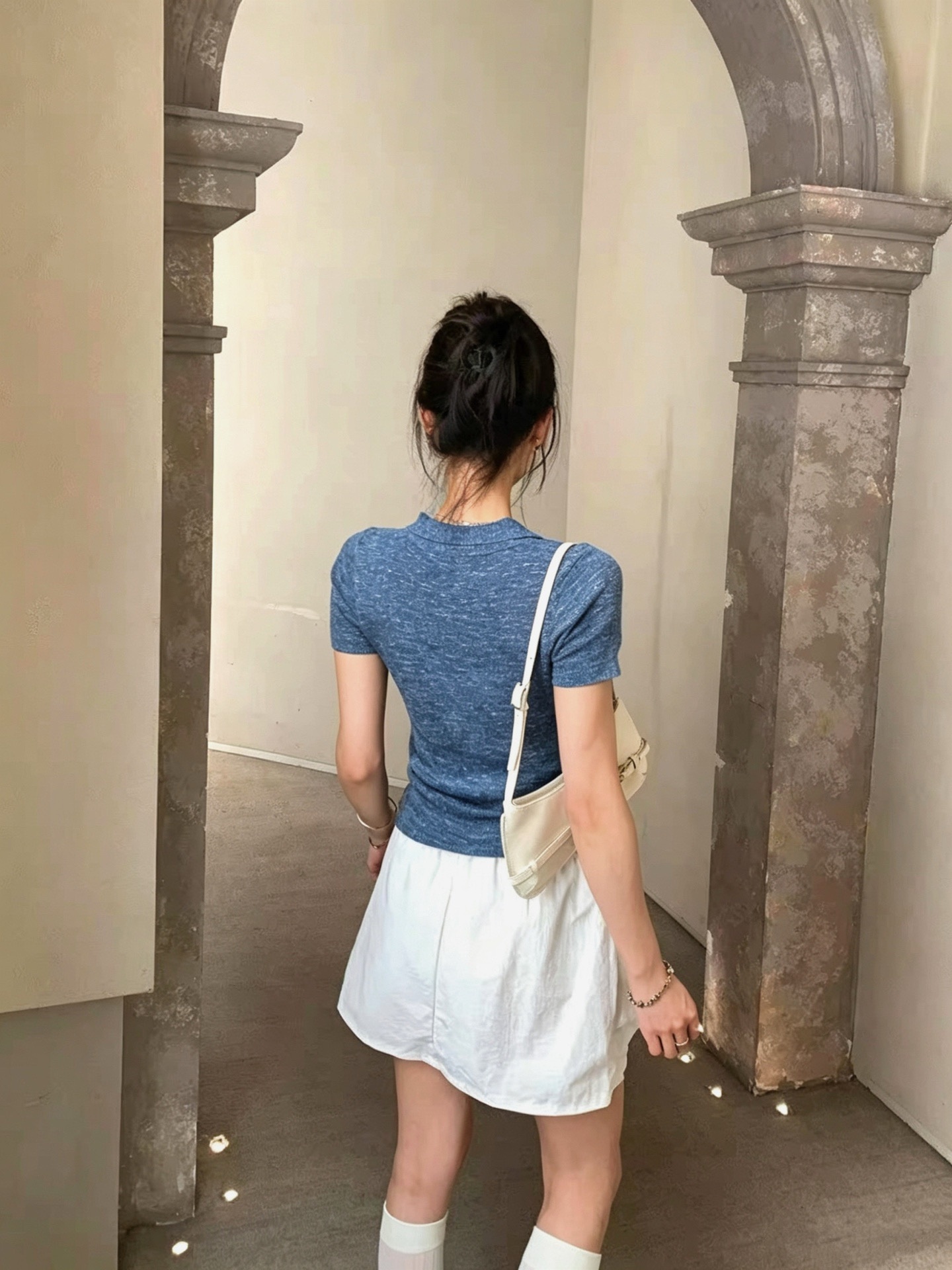 d4fd407322127d4cb23e9a82c46e61c7.jpg