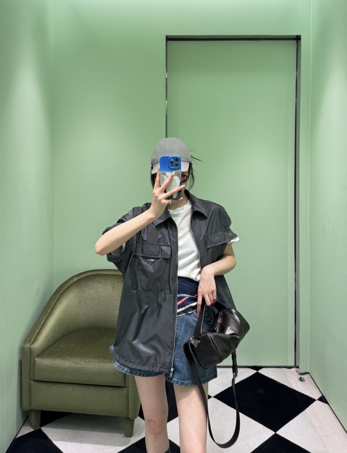 f3b6cf55f1ade3d8d0019928ac18d6e8.jpg