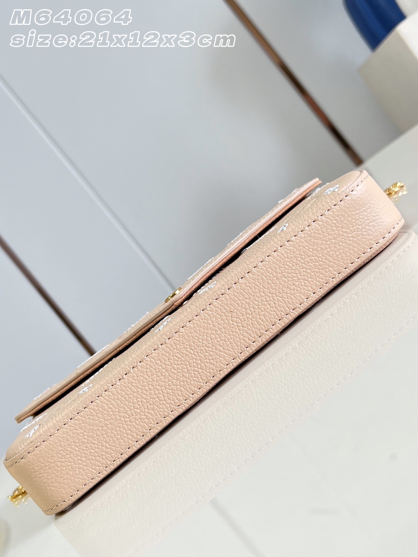 2454f00203edc4d24662eb4cb96663d6.jpg