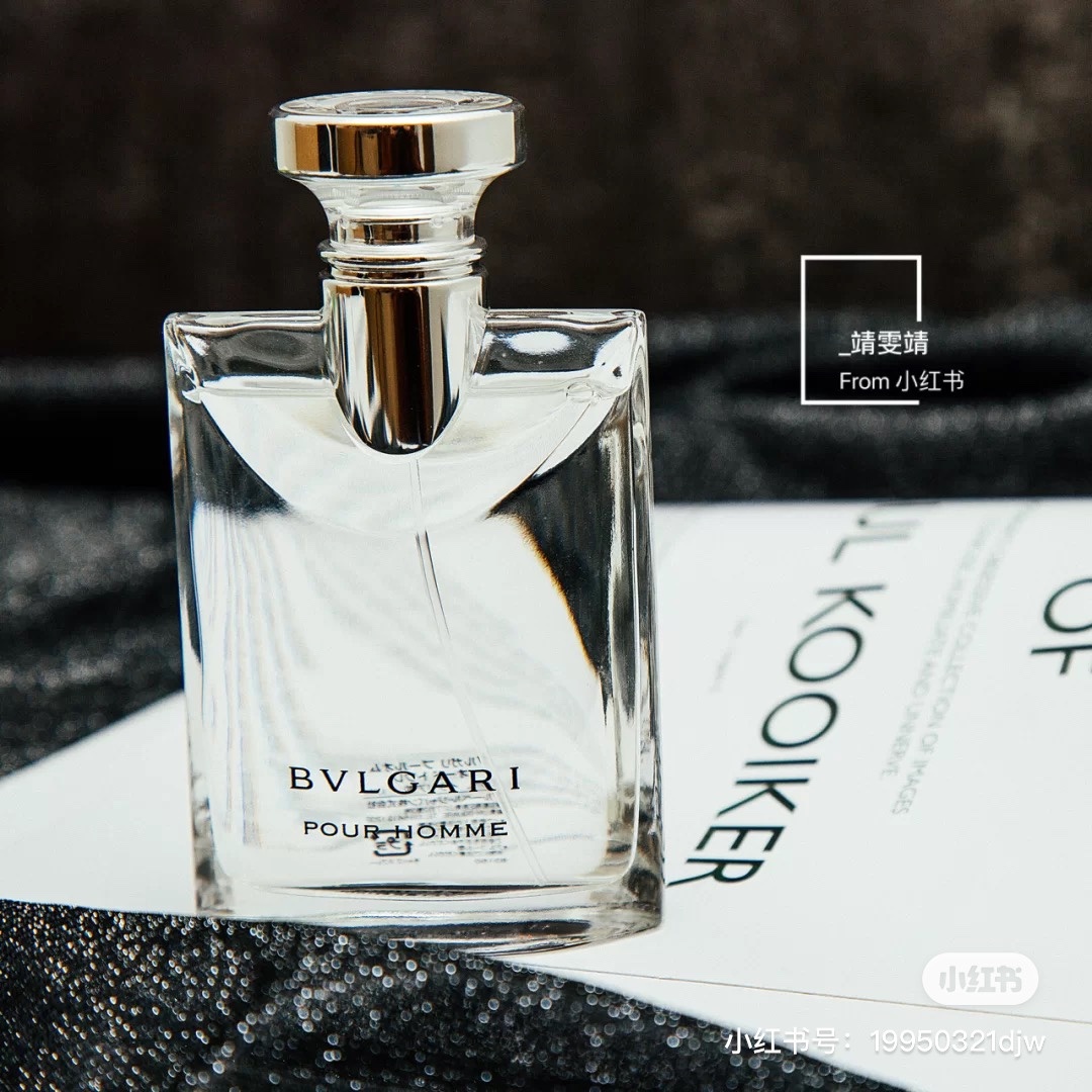 2a49bd9a81d74a31b8d1e5e7a407db3a.jpg