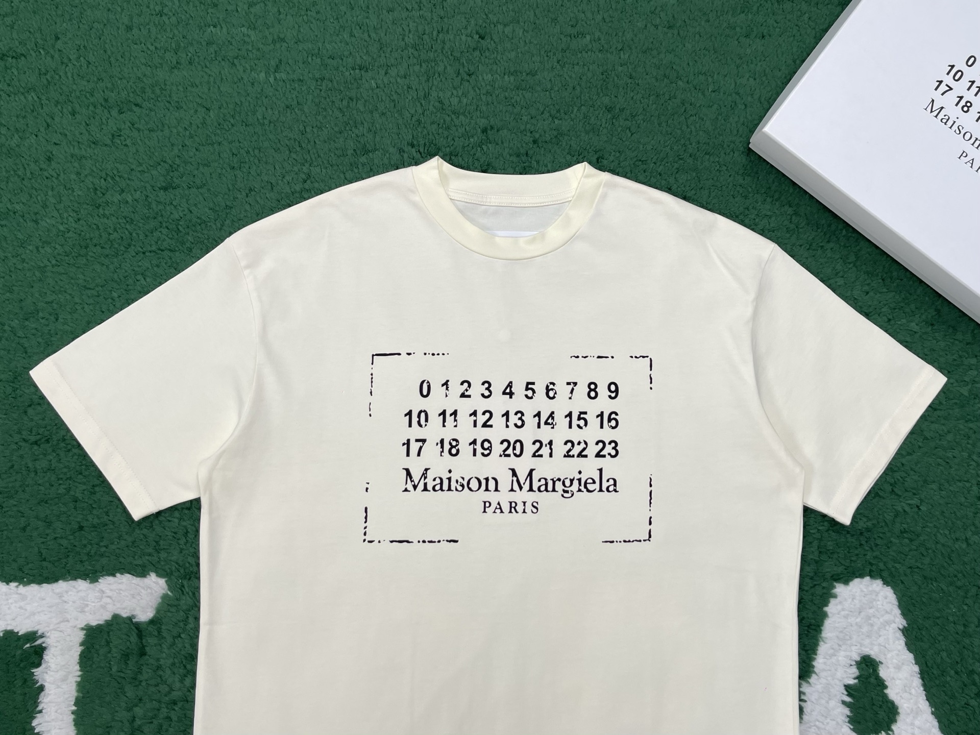 3e4db80330bf8a7f103344c4c3bb18b8.jpg
