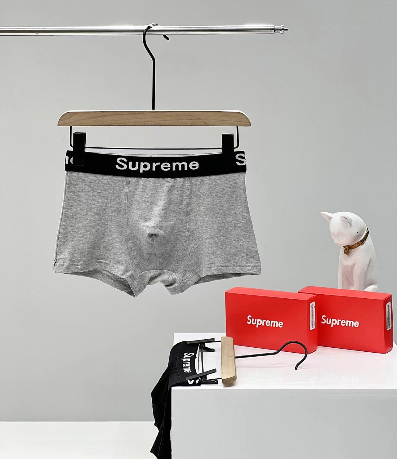 4407fa1ce50bb2605eb0f0c10d7553a0.jpg