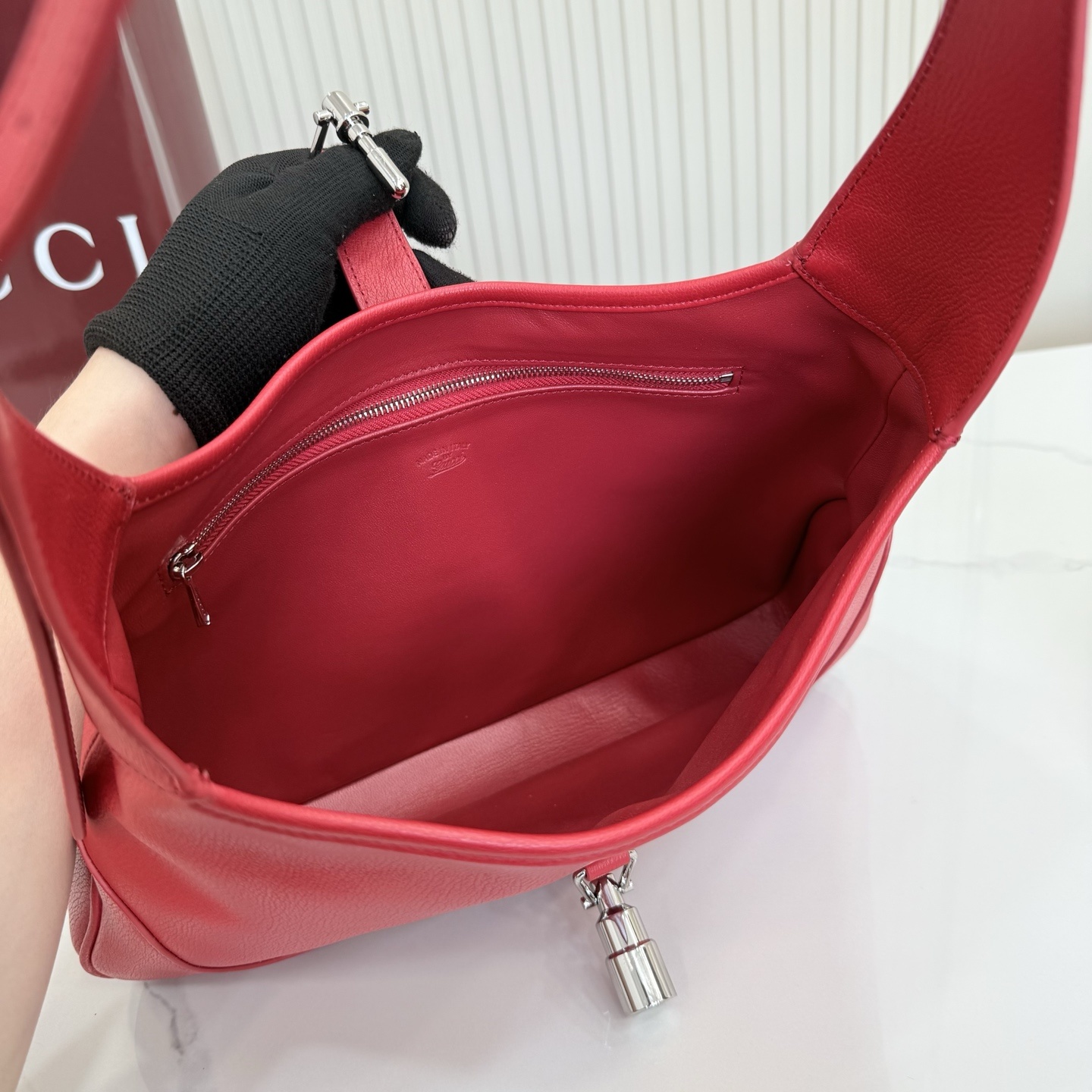 c8e0084dfd8afca651d61ea28a8be90d.jpg