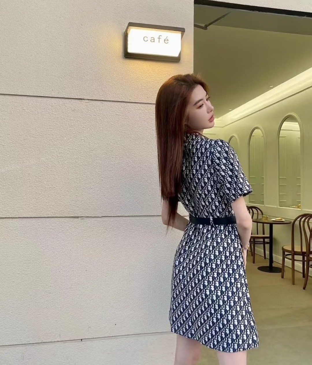 ee1e5e66ab57a6dbe56a277a569ca339.jpg