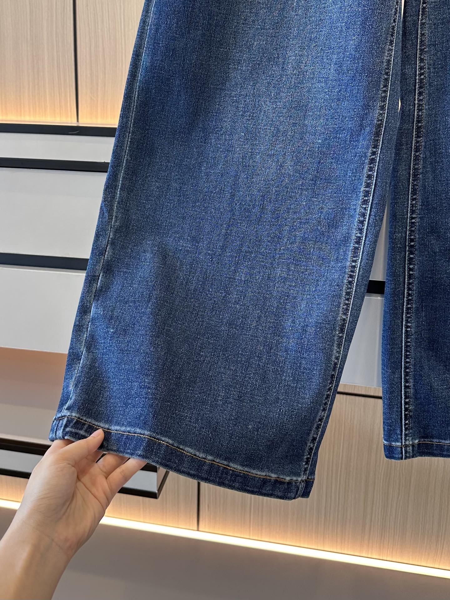 4cc1da1545660e45bb49a6870748177d.jpg