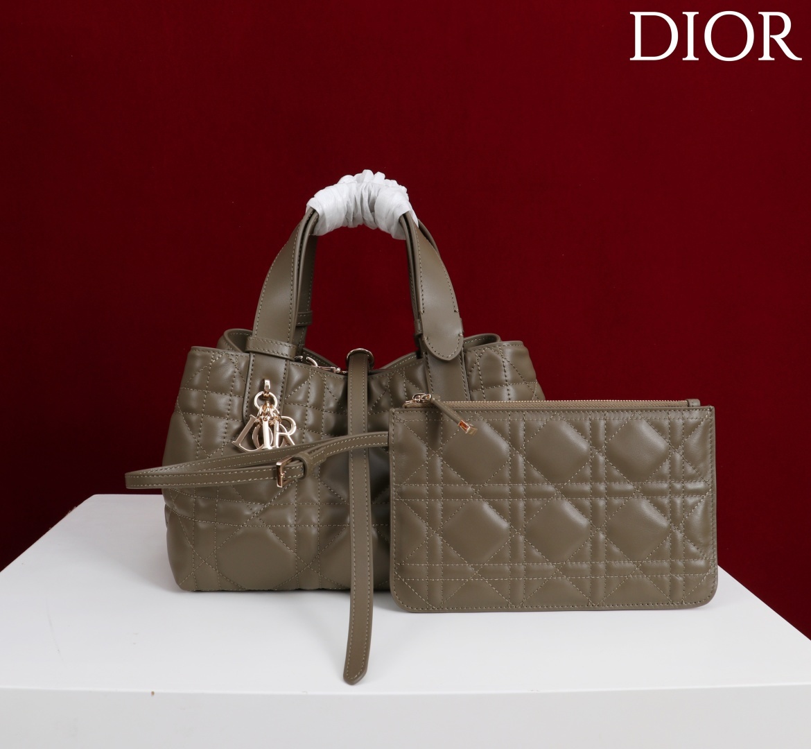 51d6bb16dc646db5eba054852b0ae588.jpg