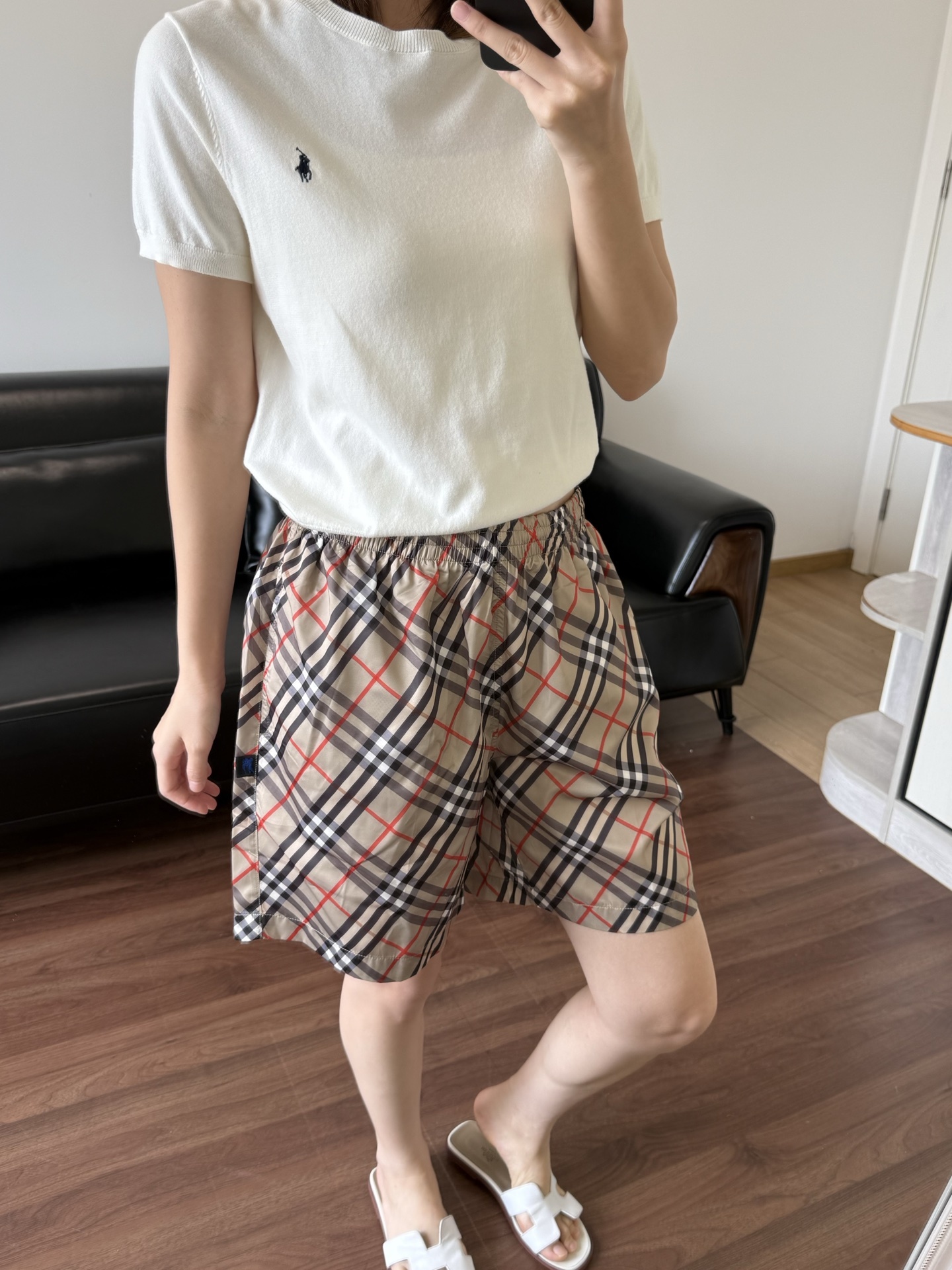 60c7dd06a767cdaf9b786542ca81ddc4.jpg