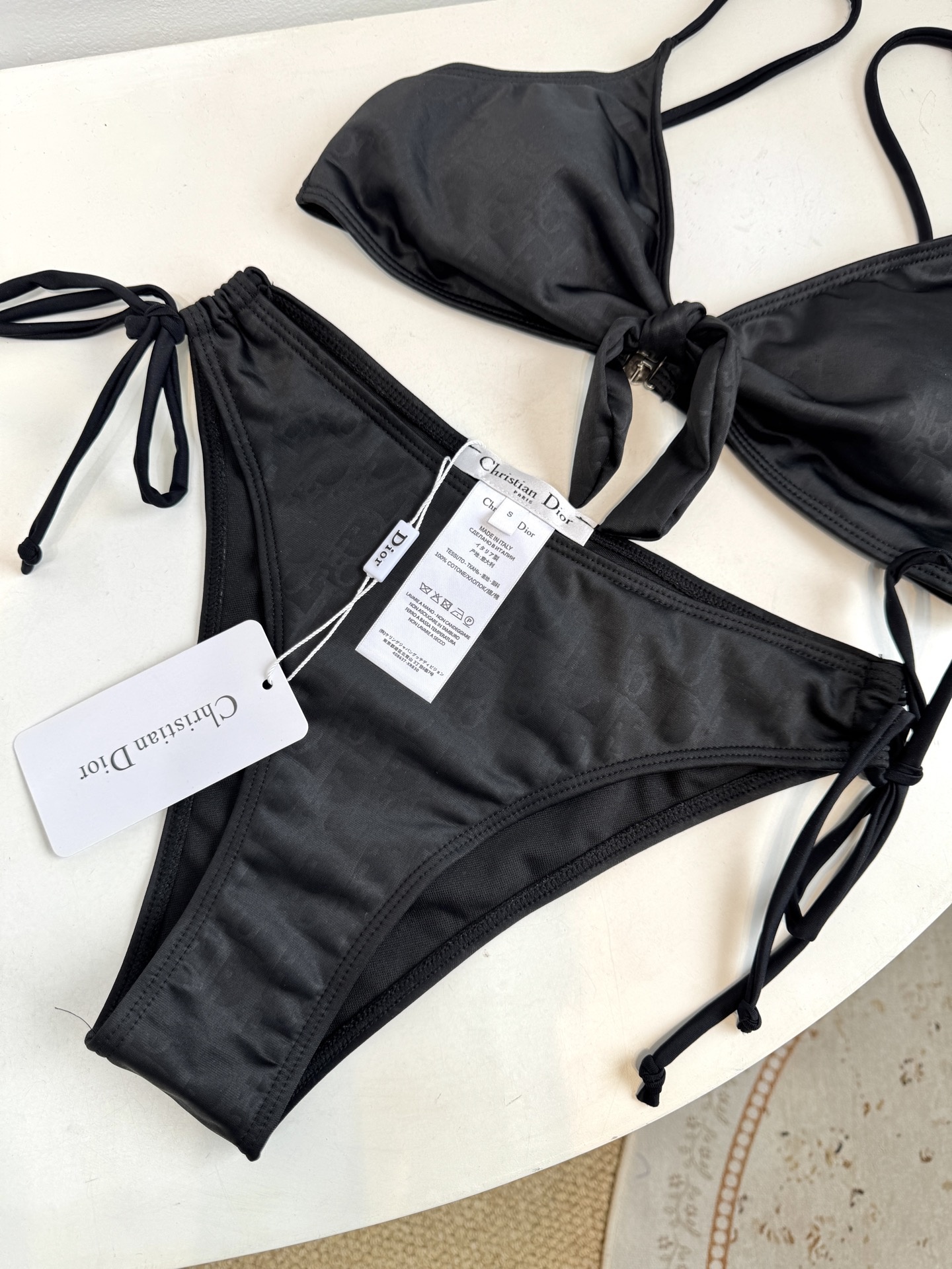 6de5a08eb958643627186b67f525a7f5.jpg