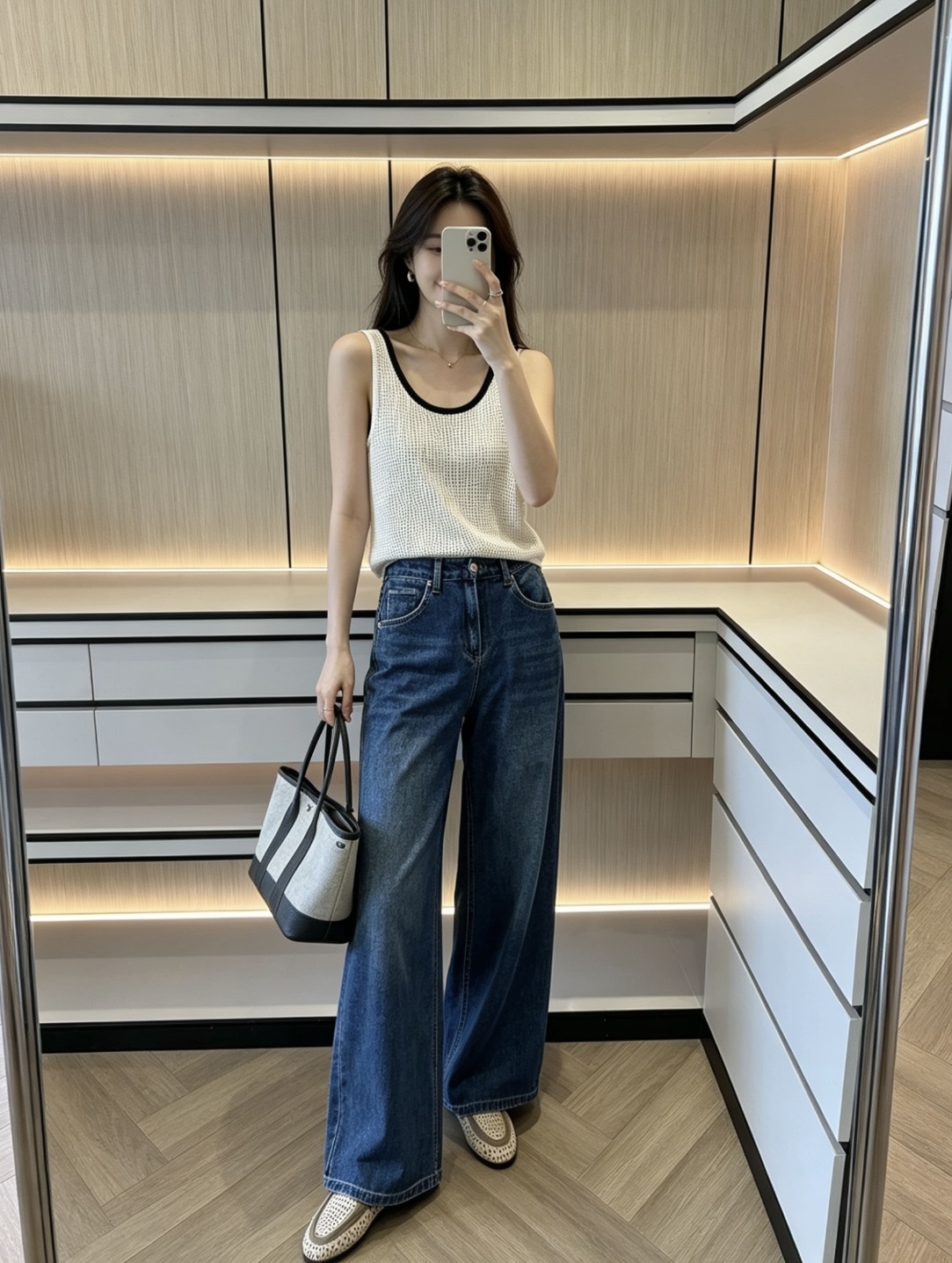 d10ba6553f546bed41fc8e6d031efea1.jpg