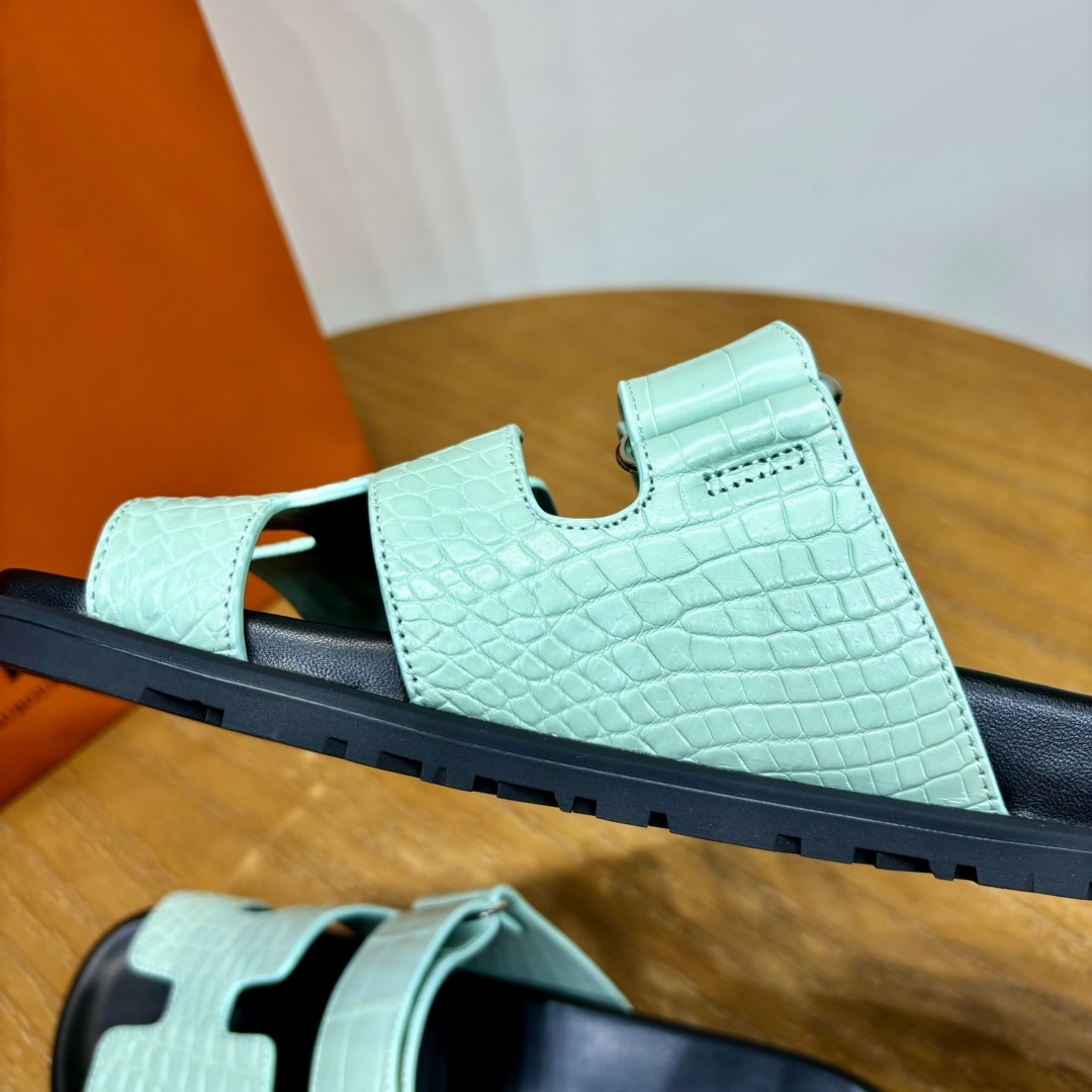 6a80e06cfbcfd3f6117d3fce93b44ed2.jpg
