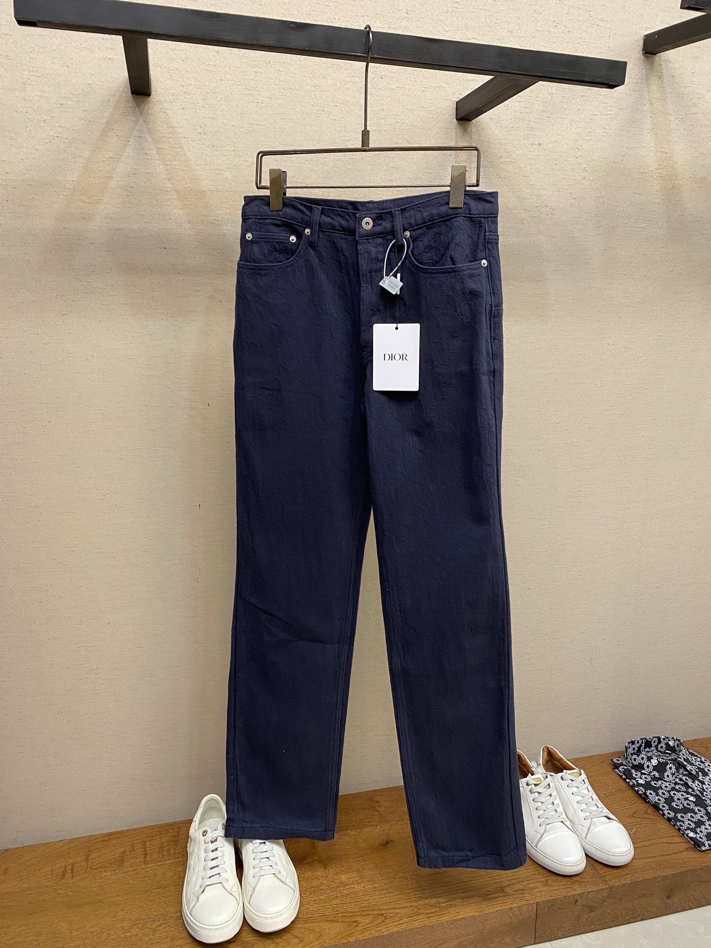 9dc8444fb9b0b41c3e347ea76c1d5fd5.jpg