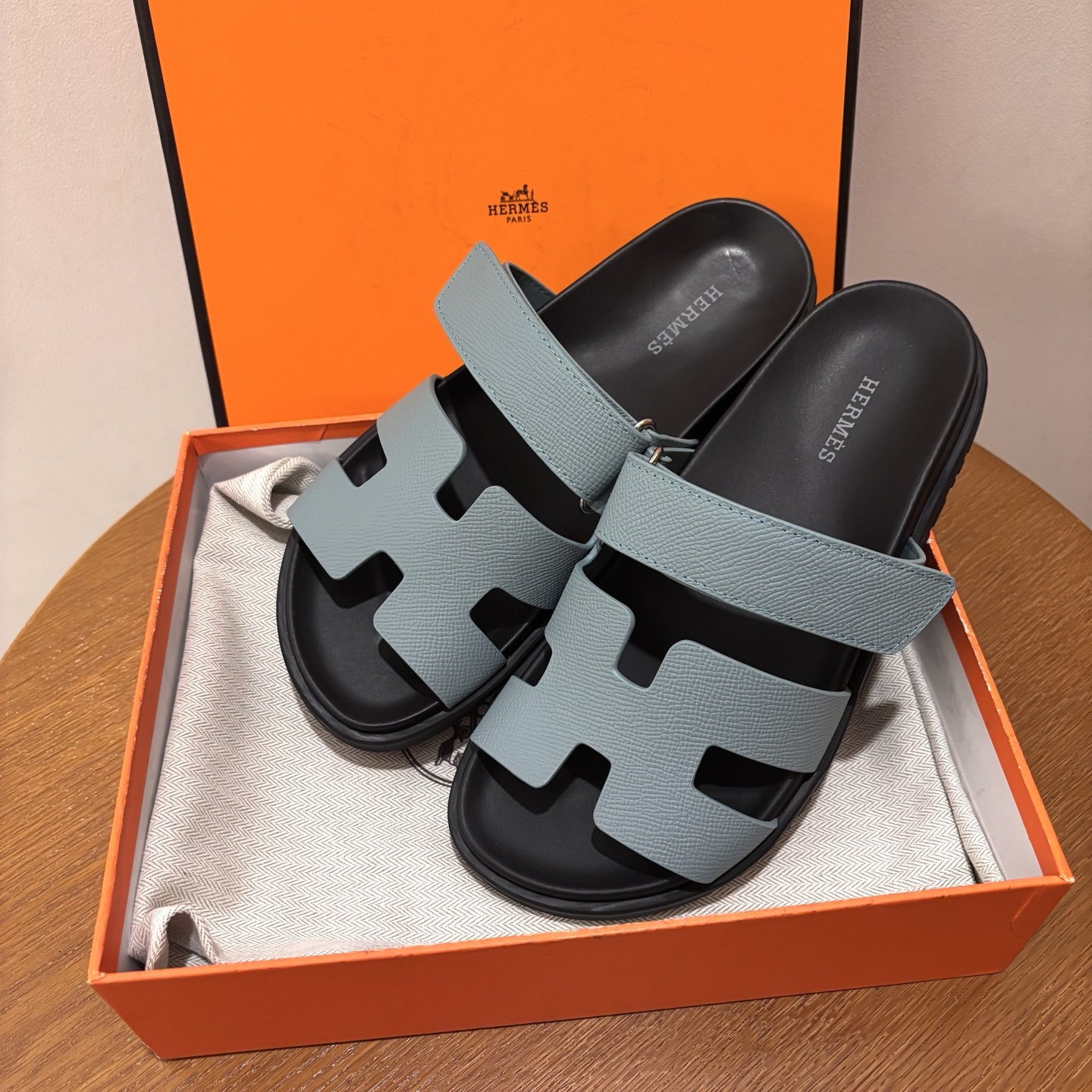 ace7e98bc7cf228fc8160ab1631df9be.jpg