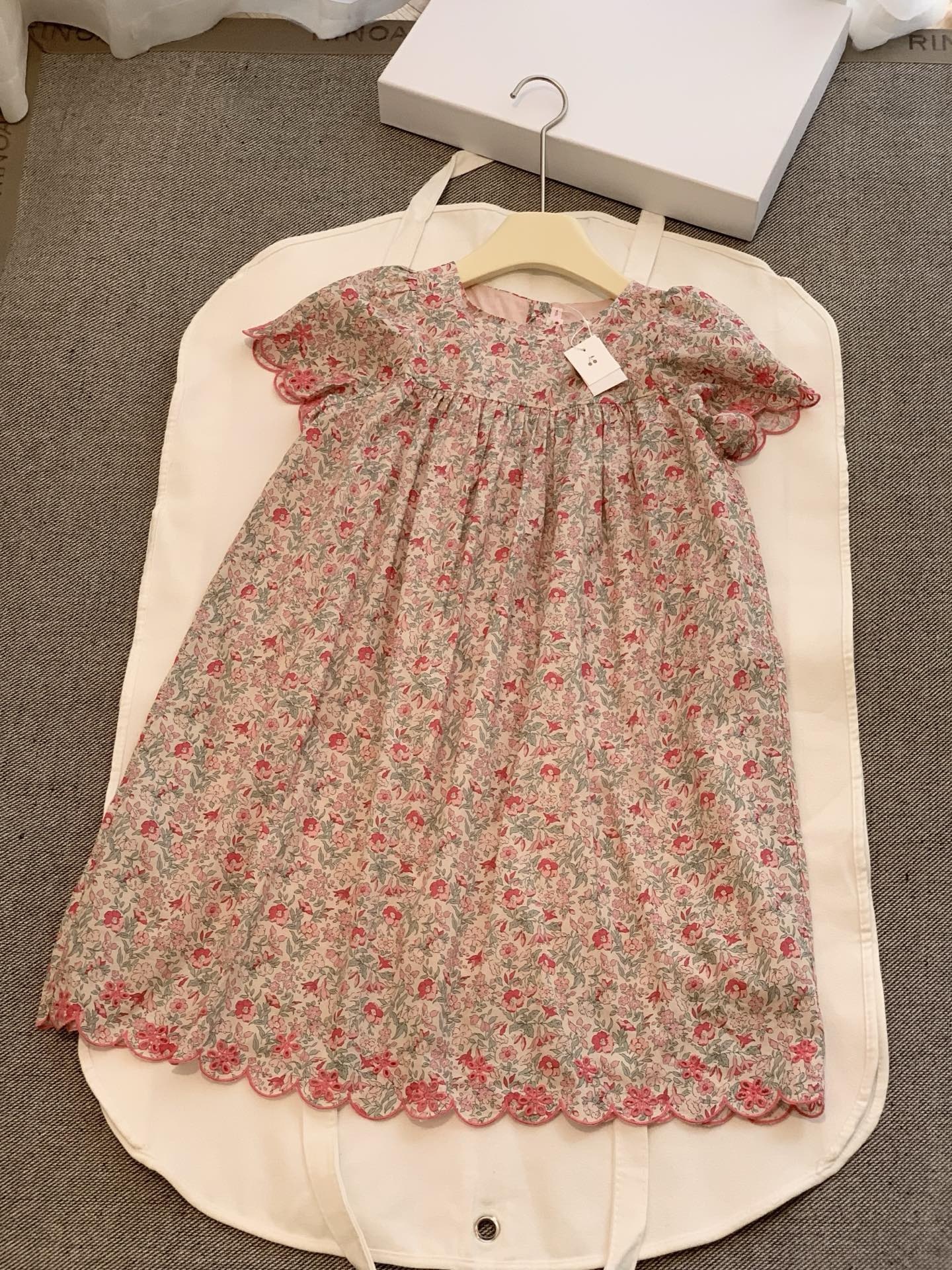 196b472caade396b00561446363d7d19.jpg
