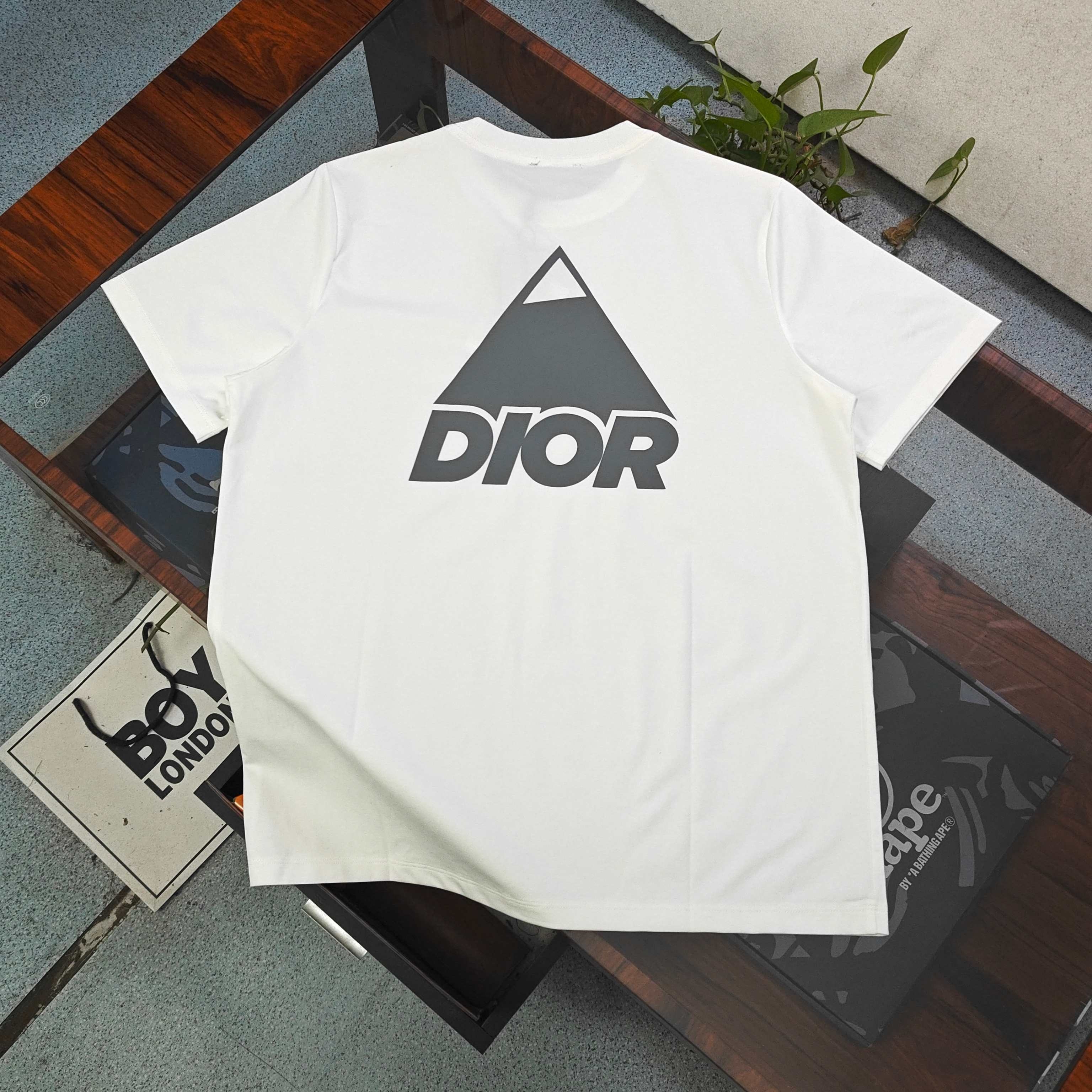 3dc213ed0d247f9e94139fad70b5c461.jpg