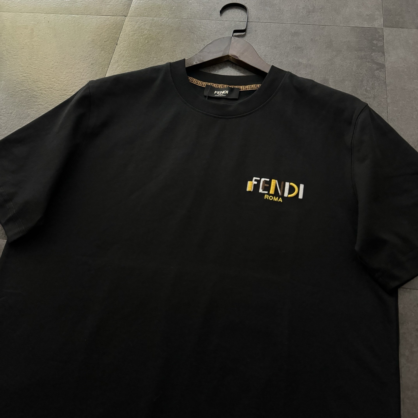 273869698387c239fd634d4d82462fe5.jpg