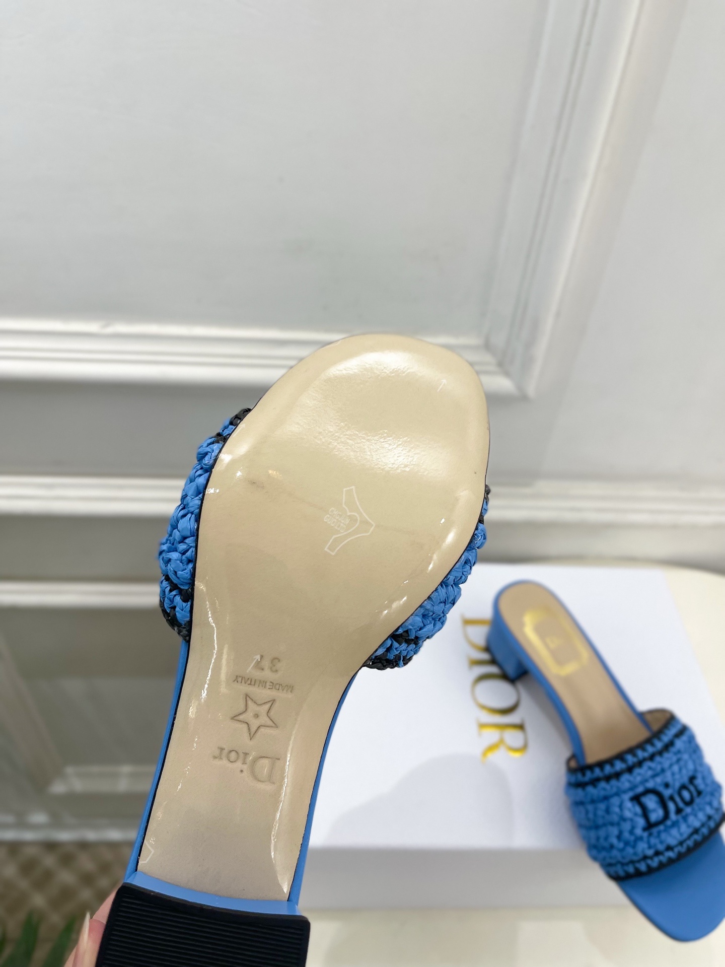 37eac0adaa128d2d17697c60e079b582.jpg