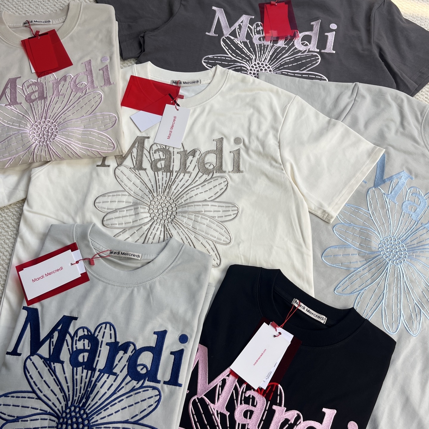9976ed98751463c17a4097a4994d47f0.jpg