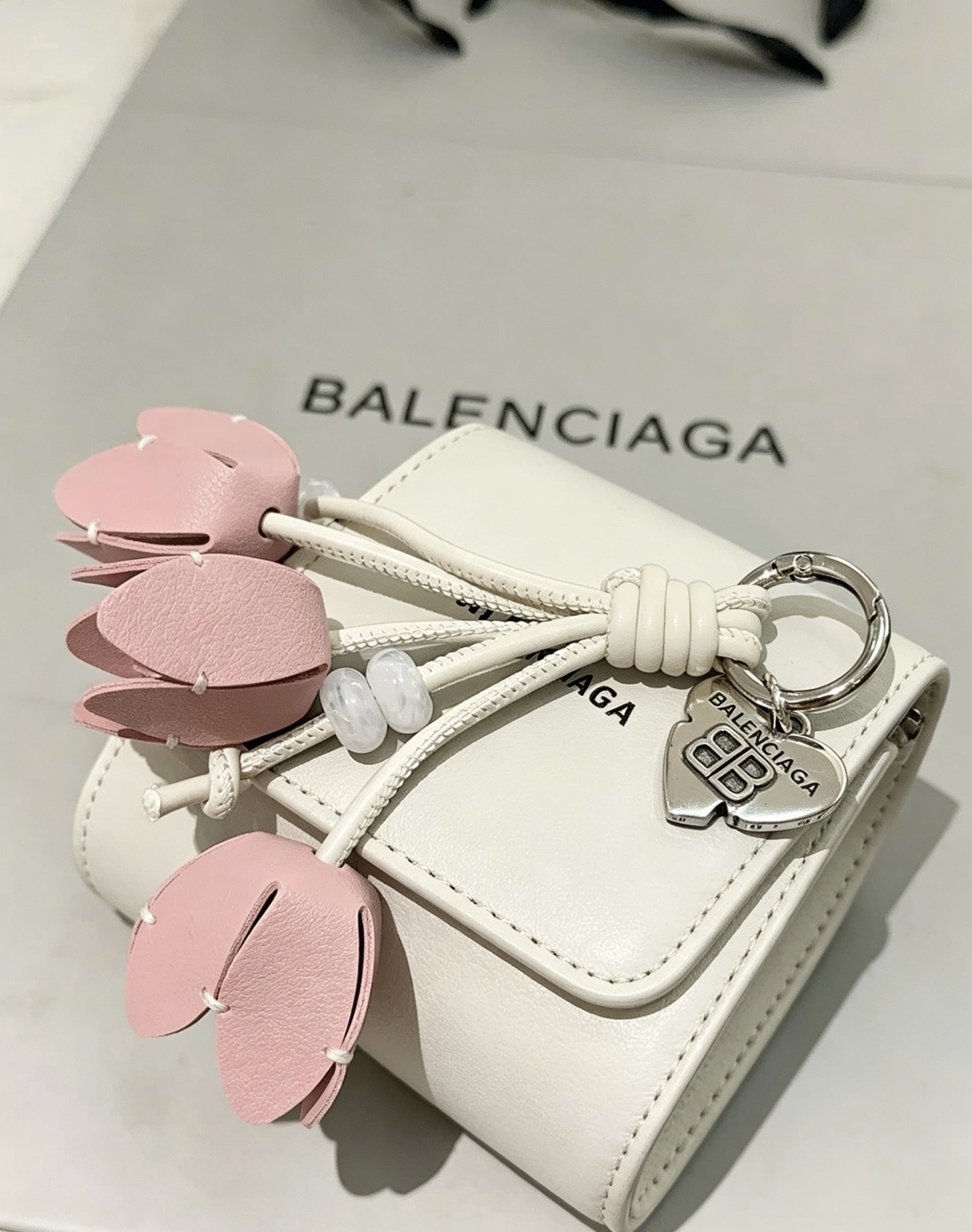 f5680afc479d9703e146ee8203e3c5f5.jpg